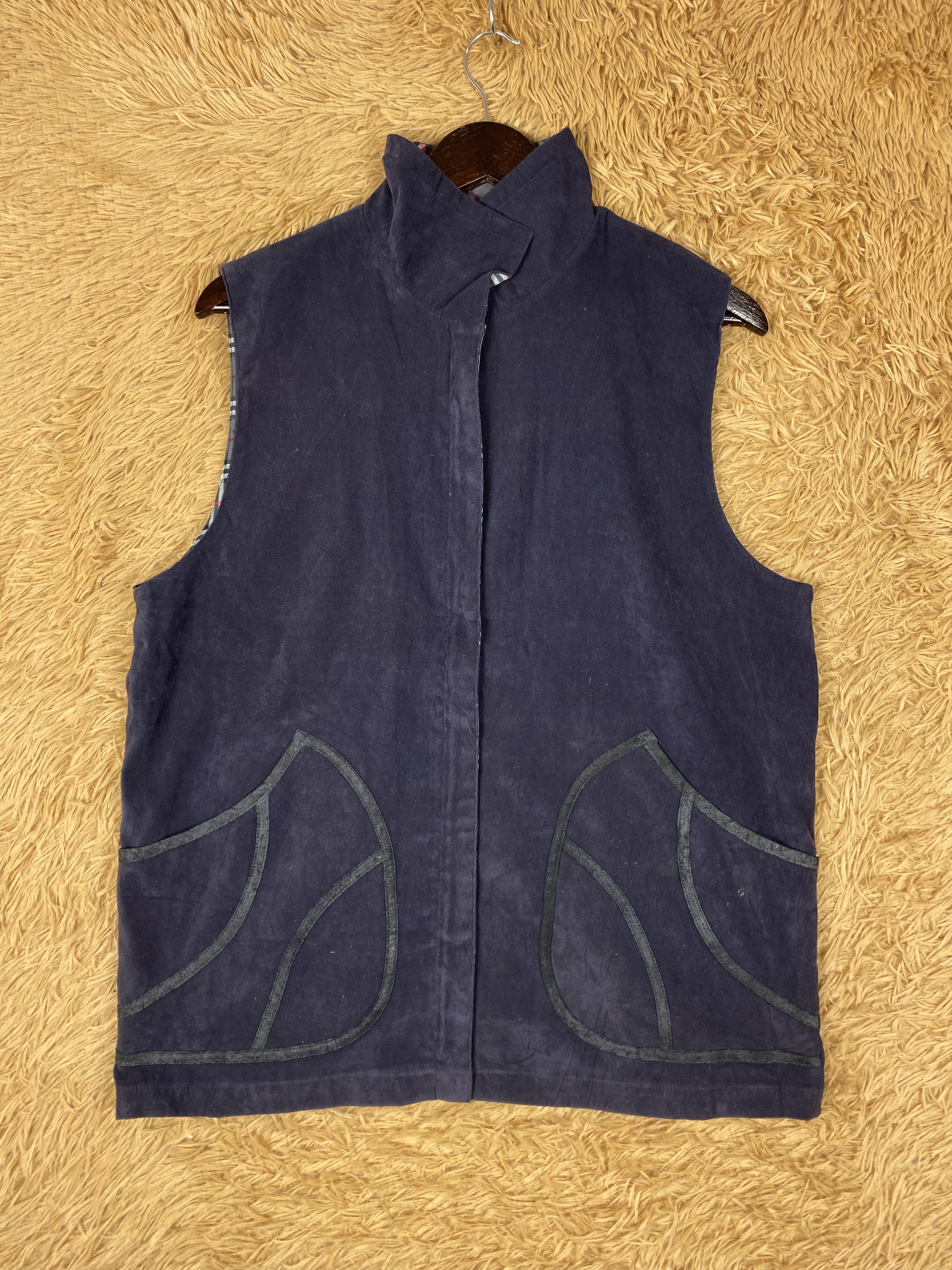 Burberry Vintage Burberry Vest DJ0977 Size US S / EU 44-46 / 1 - 1 Thumbnail
