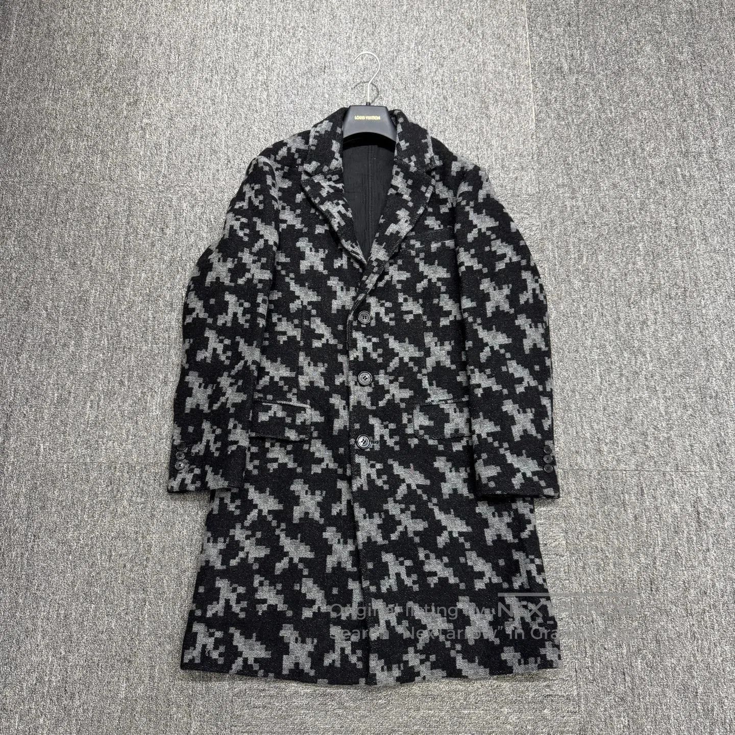 Neil Barrett Gray Patterned Long Coat Size S. Size US S / EU 44-46 / 1 - 1 Thumbnail