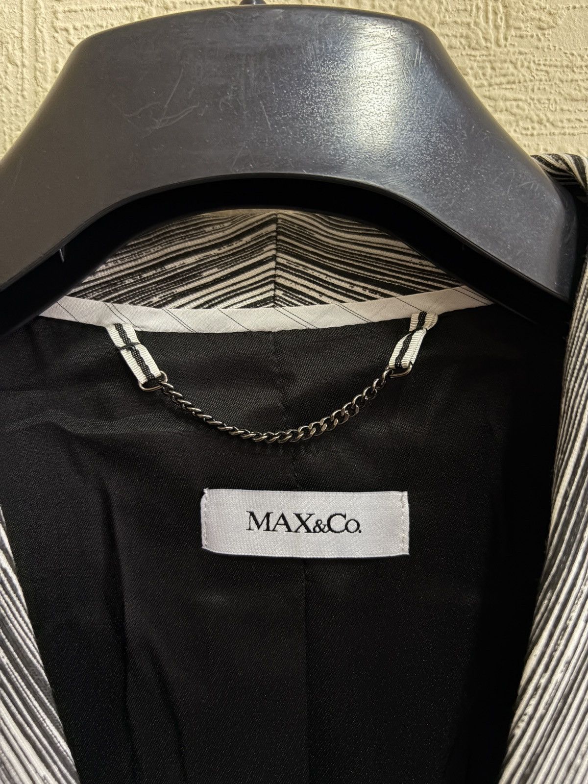 MAX&Co. MAX & Co. Max Mara Striped Tailored Blazer IT 46 US 10 Size L / US 10 / IT 46 - 3 Thumbnail