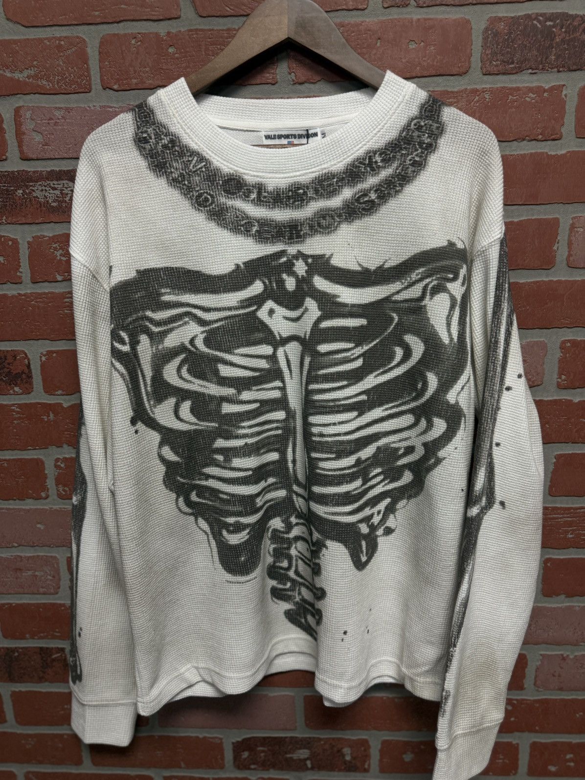 Vale Valley Long Sleeve Bone Tee Shirt Size M (New) Size US M / EU 48-50 / 2 - 3 Thumbnail
