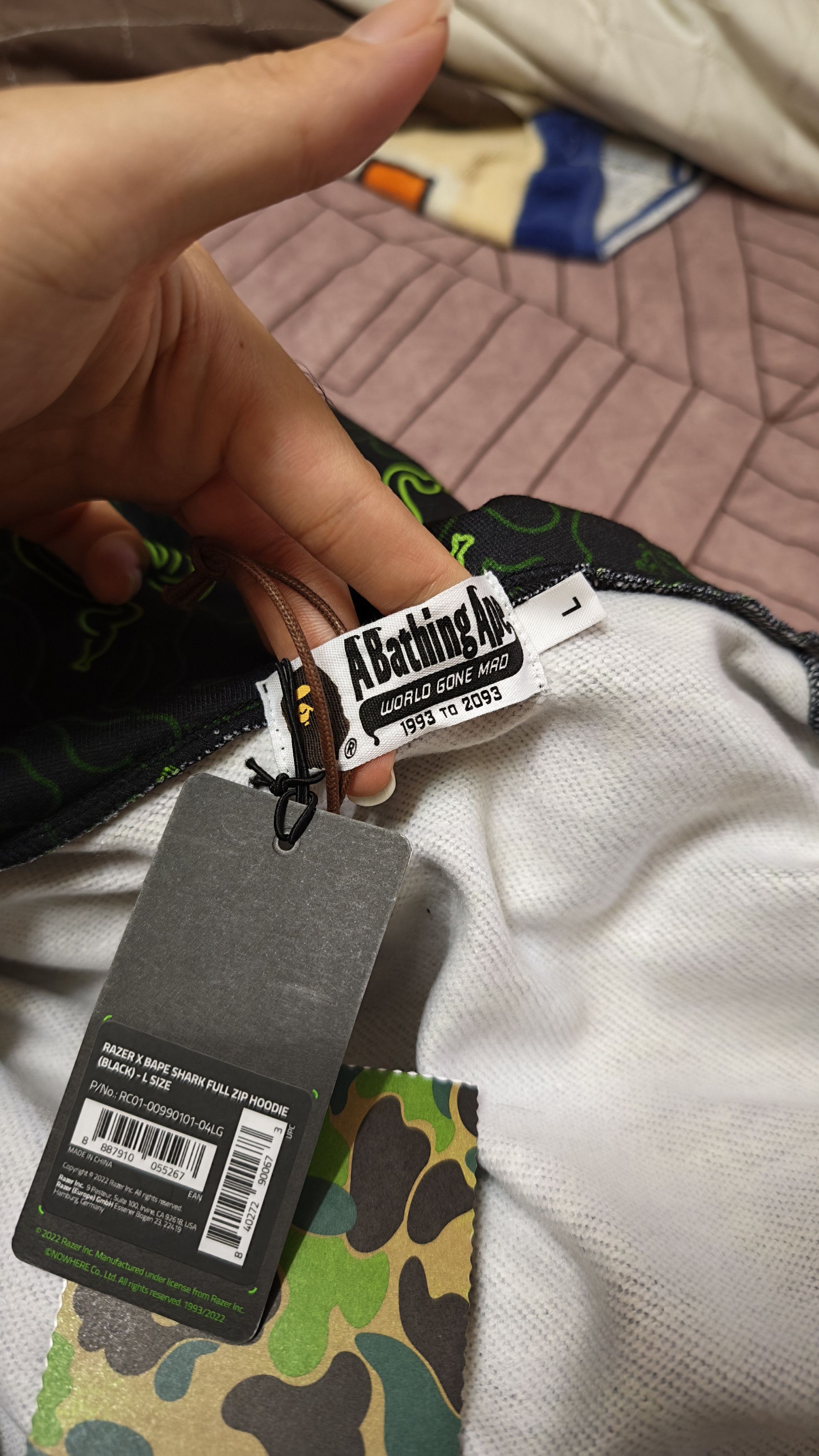 Bape Bape X Razer shark hoodie Size L Size US L / EU 52-54 / 3 - 8 Thumbnail