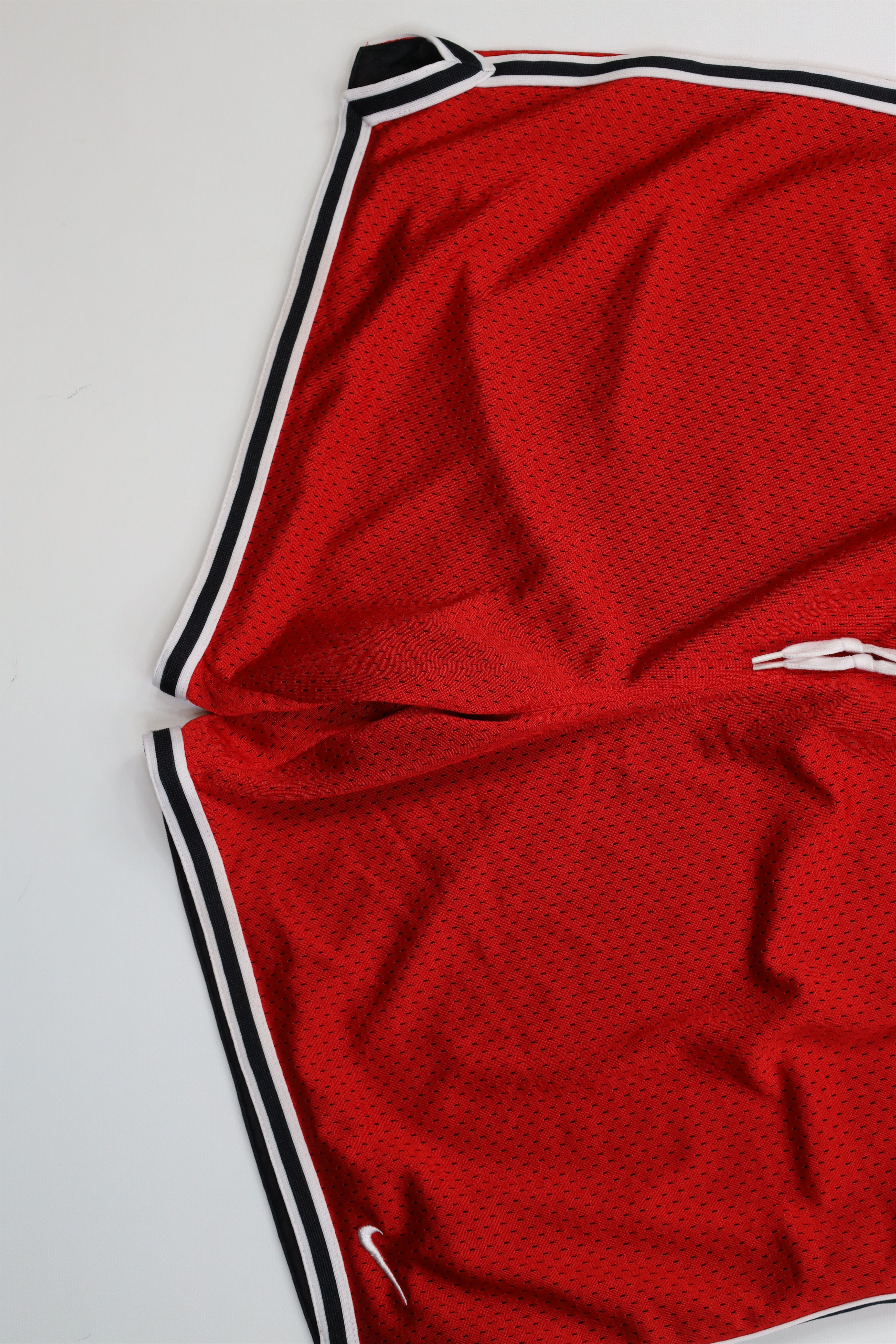 Nike Vintage Y2K Nike Scott Mini Swoosh Above Knee Shorts Red Size US 32 / EU 48 - 4 Thumbnail