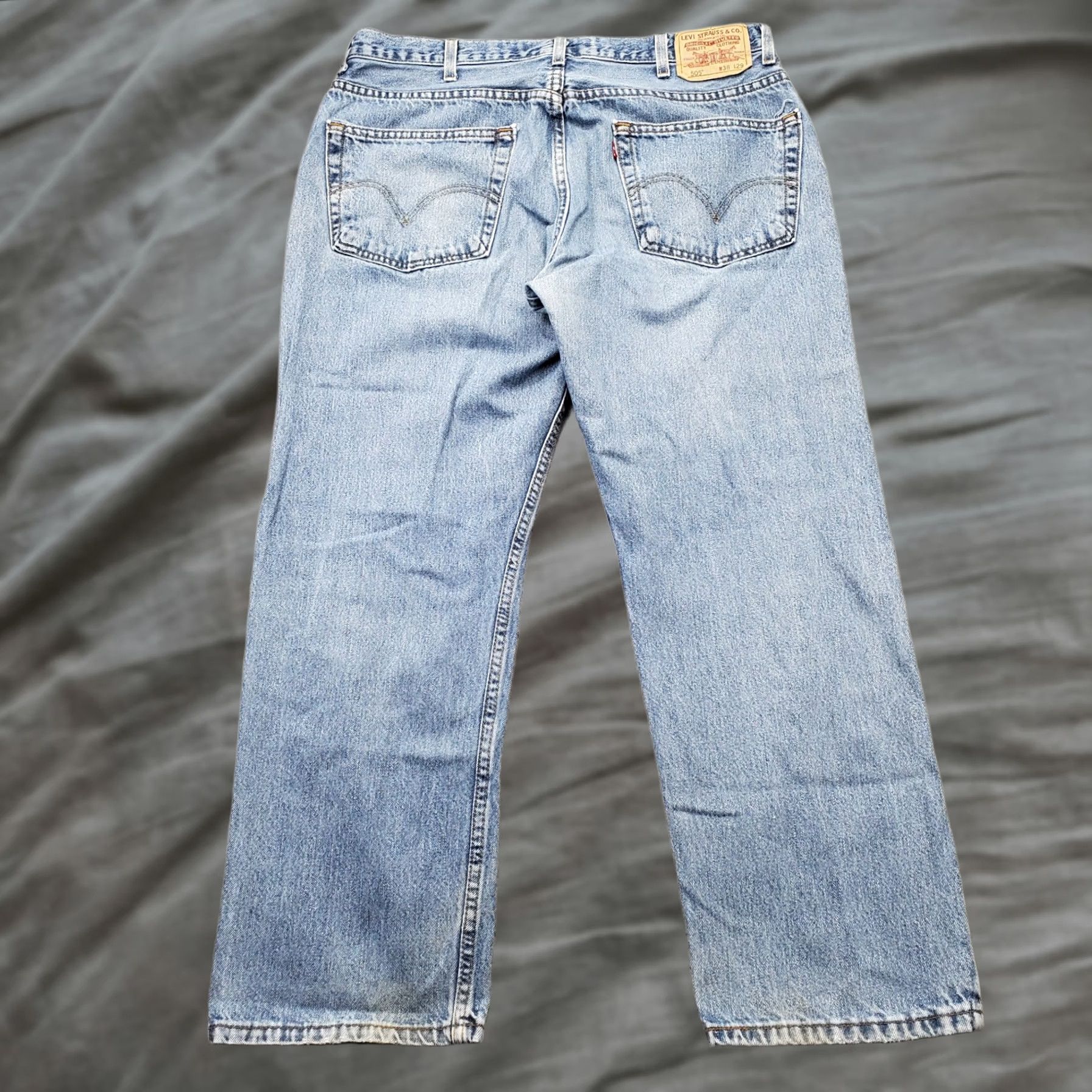 Levi's Levi's 505 Straight Jeans Mens 38x29 Blue Denim Regular Fit Streetwear Red Tab Jeans Mens Size 38 Blue Denim Regular Fit 5-Pocket Design Size US 38 / EU 54 - 1 Thumbnail