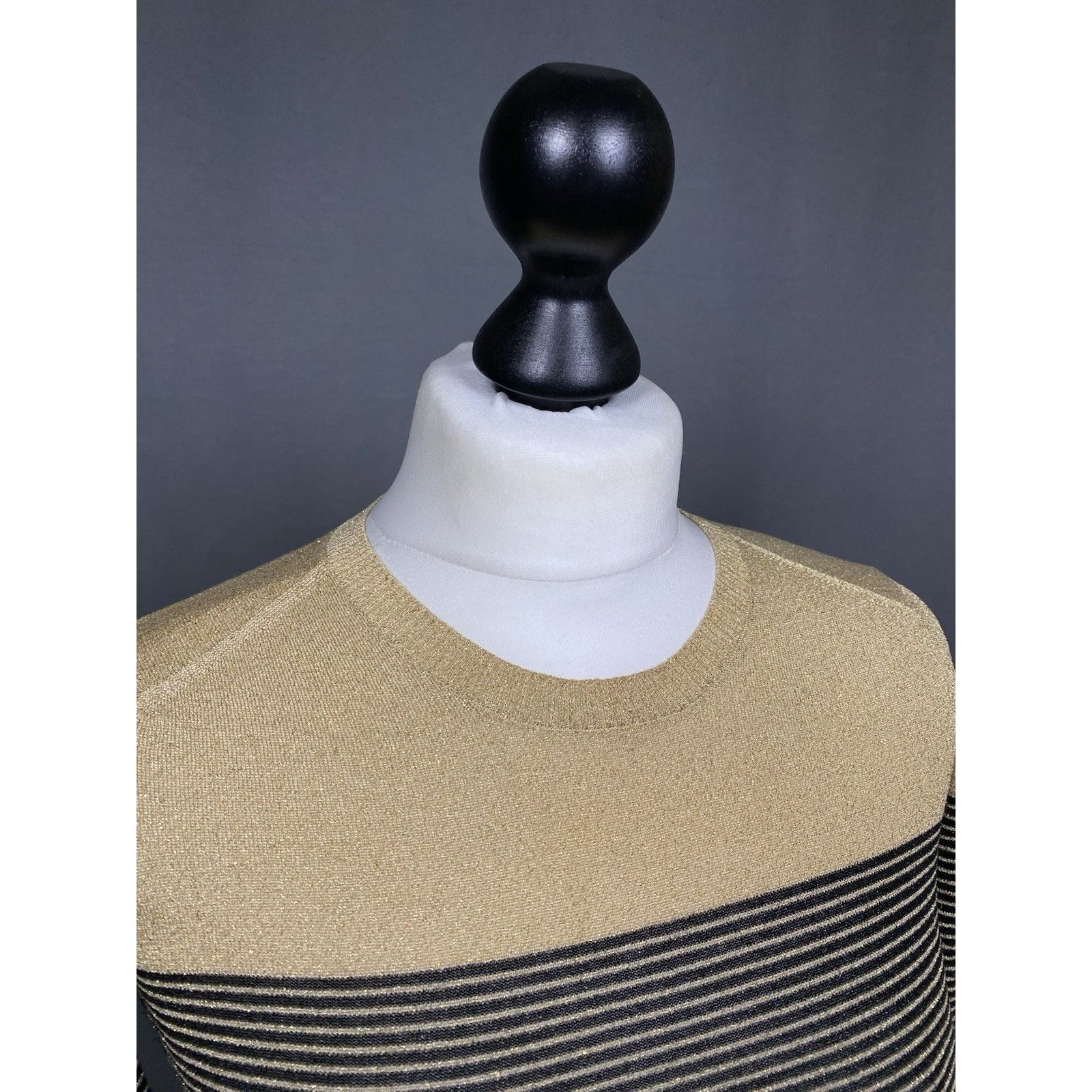 Dolce & Gabbana Dolce&Gabbana Women's Beige Wool Silk Crewneck Tunic Sweater Size S / US 4 / IT 40 - 6 Thumbnail