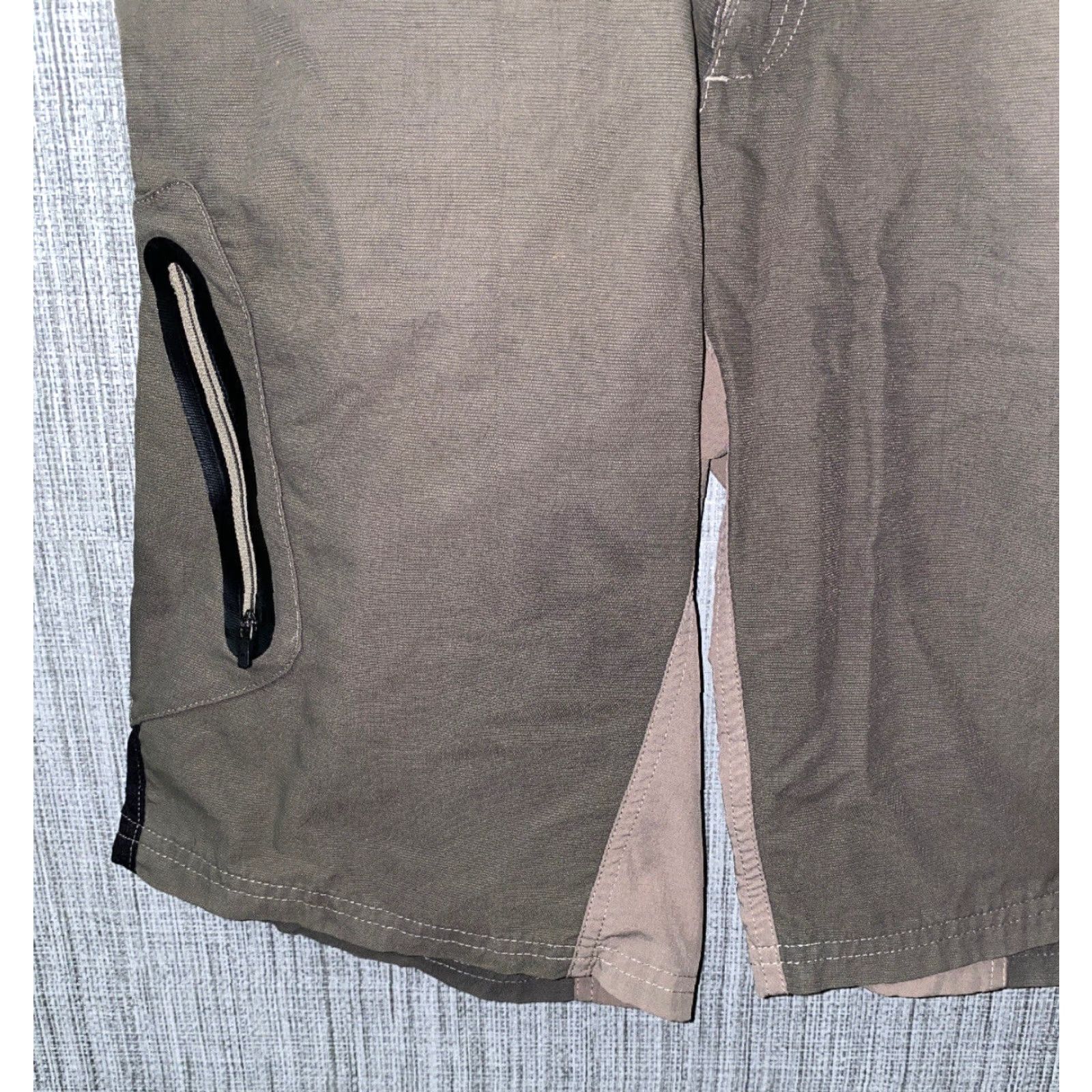 Vintage Zoic Mens Green Hiking Style Shorts Size 29 Regular Athletic Solid Men Sports Size US 29 - 3 Thumbnail