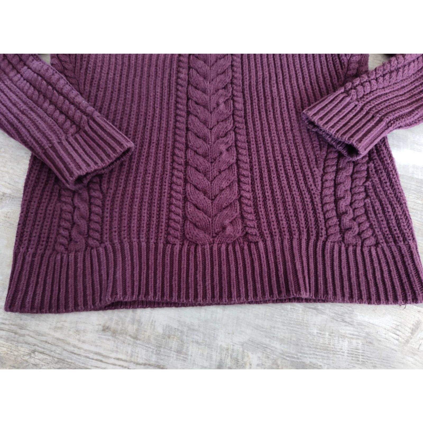 Lululemon VINTAGE Lululemon Women's Sweater Pullover Turtleneck Casual Size 4 Burgundy Cotton Size S / US 4 / IT 40 - 2 Thumbnail