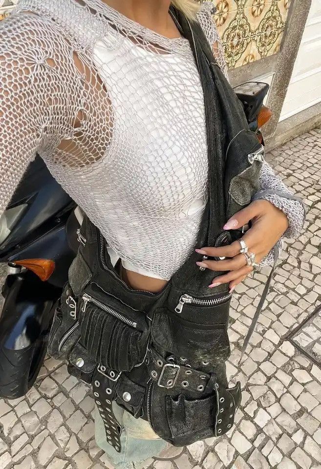 Leather Leather Rivet Crossbody Bag Size ONE SIZE - 2 Thumbnail