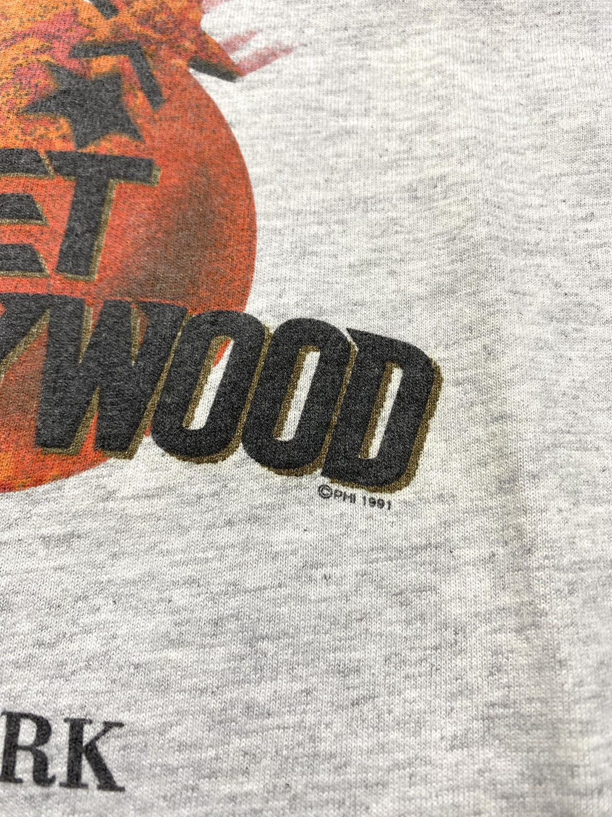 Planet Hollywood Vintage 1991 Planet Hollywood New York Tee Shirt Size US XL / EU 56 / 4 - 6 Thumbnail