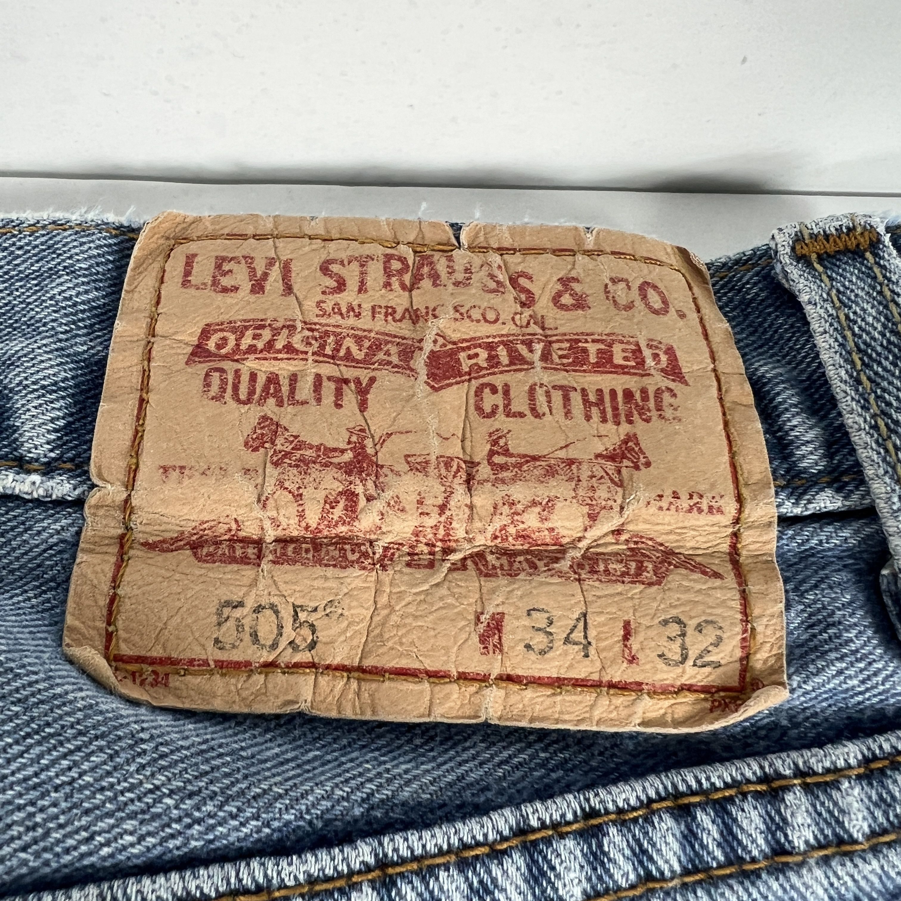 Levi's × Vintage Y2K Levi's Jeans 505 Straight Blue Faded Cotton Denim Size US 33 - 16 Thumbnail