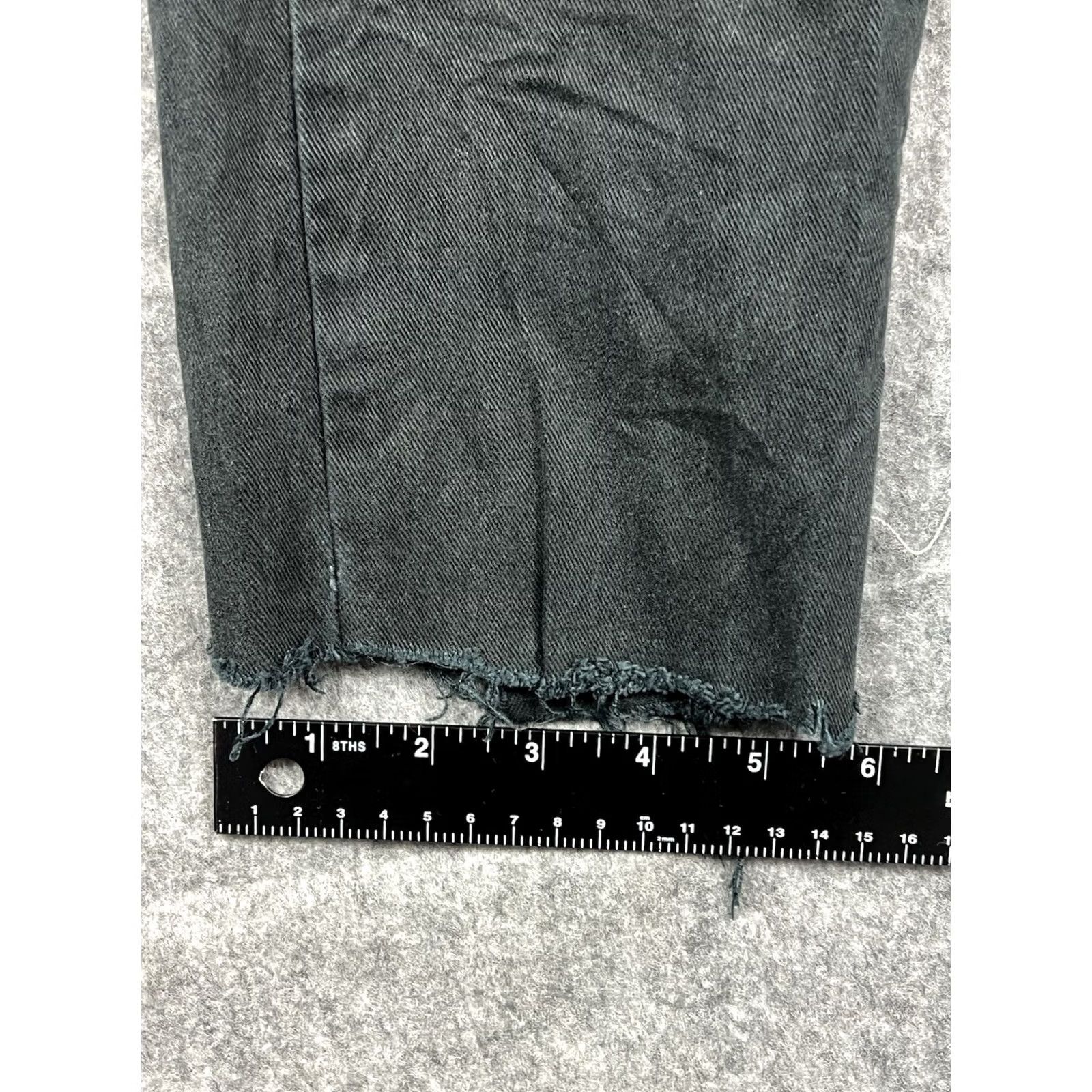 Levi's VINTAGE Levi's 510 Jeans Distressed Black Slim Skinny 90s City USA Mens 29x32 Size US 28 / EU 44 - 8 Thumbnail