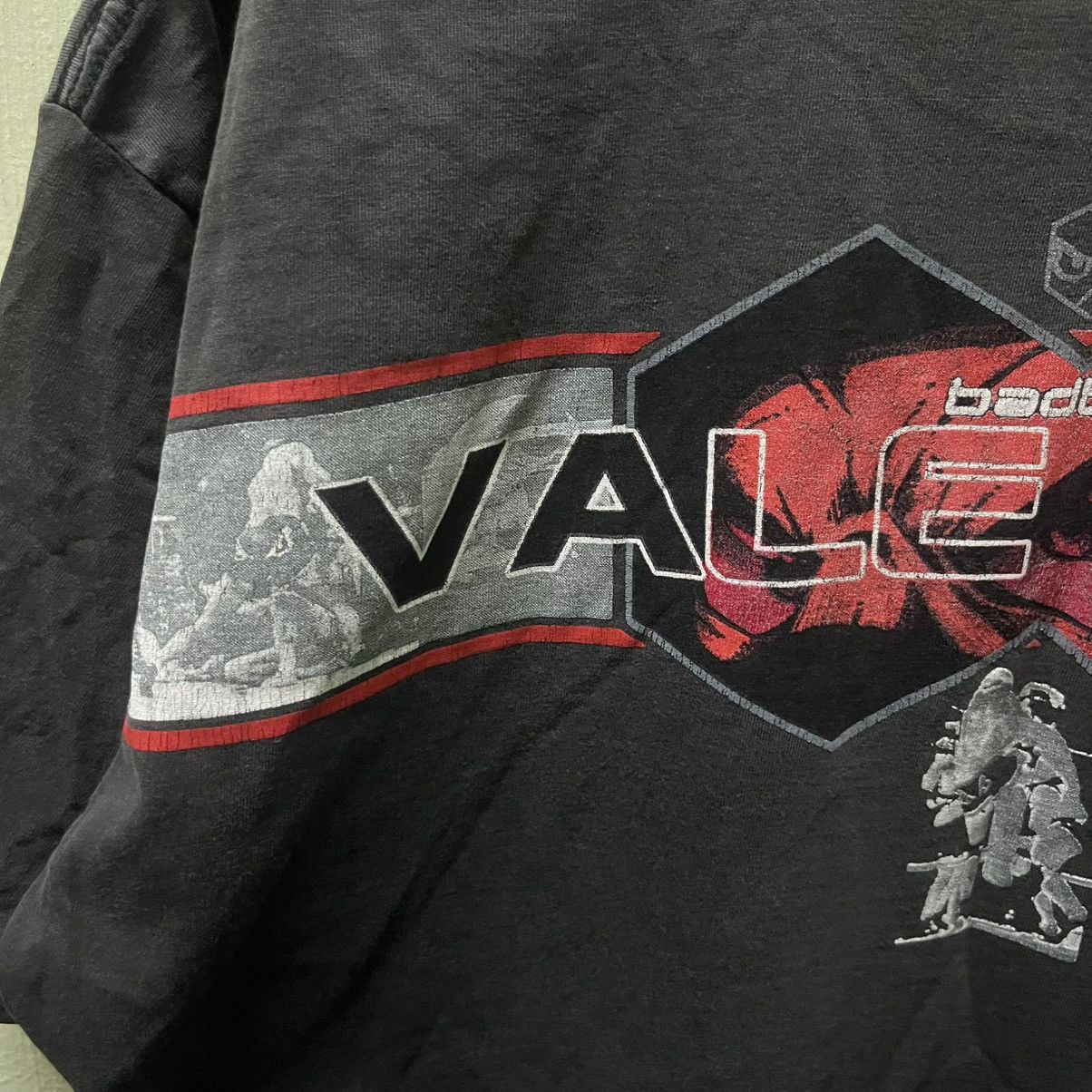 Shorty's Skateboards Faded Vintage Badboy Vale Tudo Tees Size US L / EU 52-54 / 3 - 9 Thumbnail