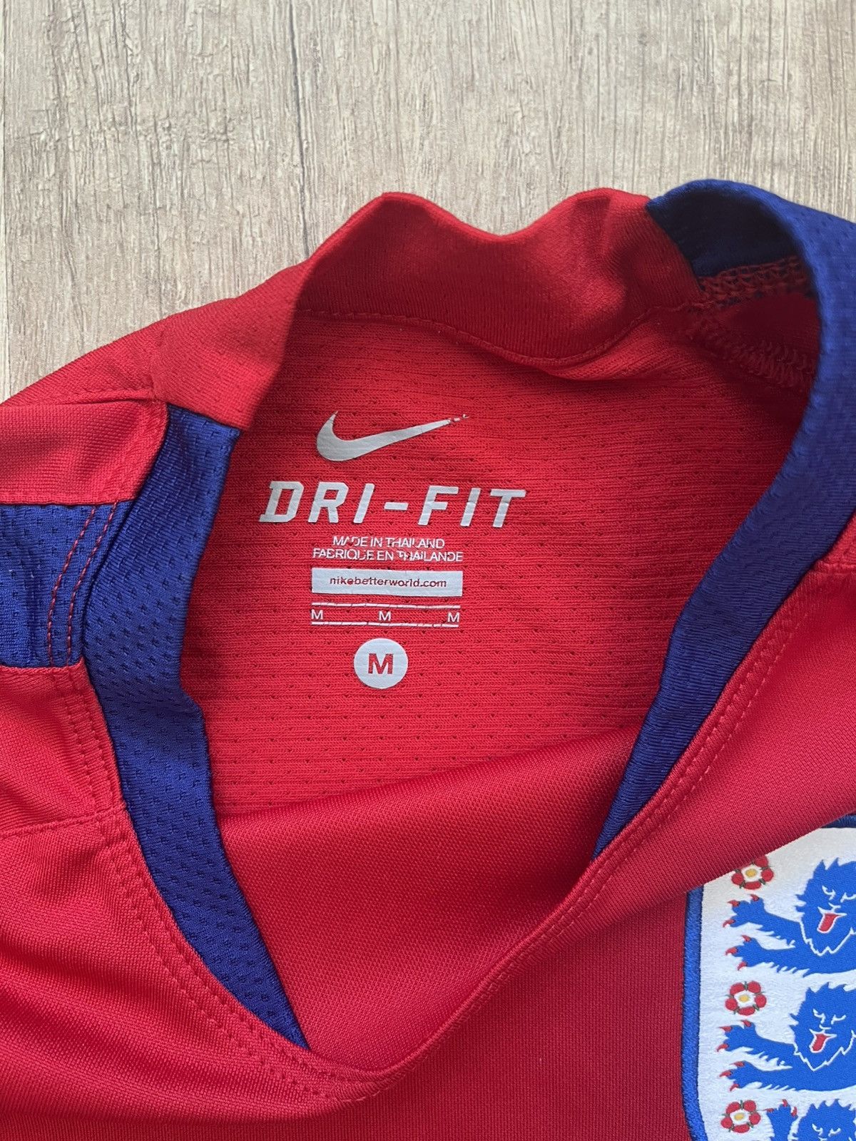Nike ENGLAND 2016 2017 TRAINING SOCCER JERSEY NIKE Size US M / EU 48-50 / 2 - 6 Thumbnail