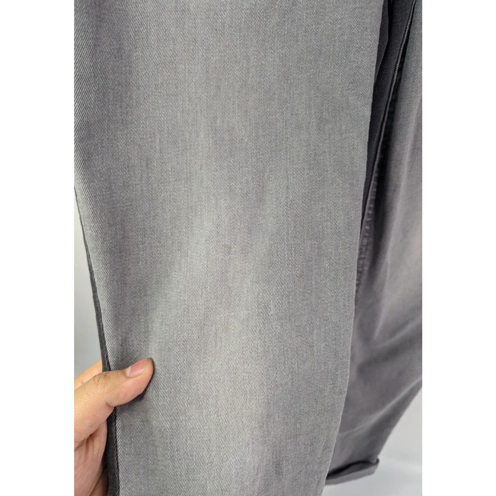 NYDJ NYDJ Girlfriend Jeans with Double Roll Cuff in Grey Cassiar Cropped Size 10 Size 32" / US 10 / IT 46 - 3 Thumbnail