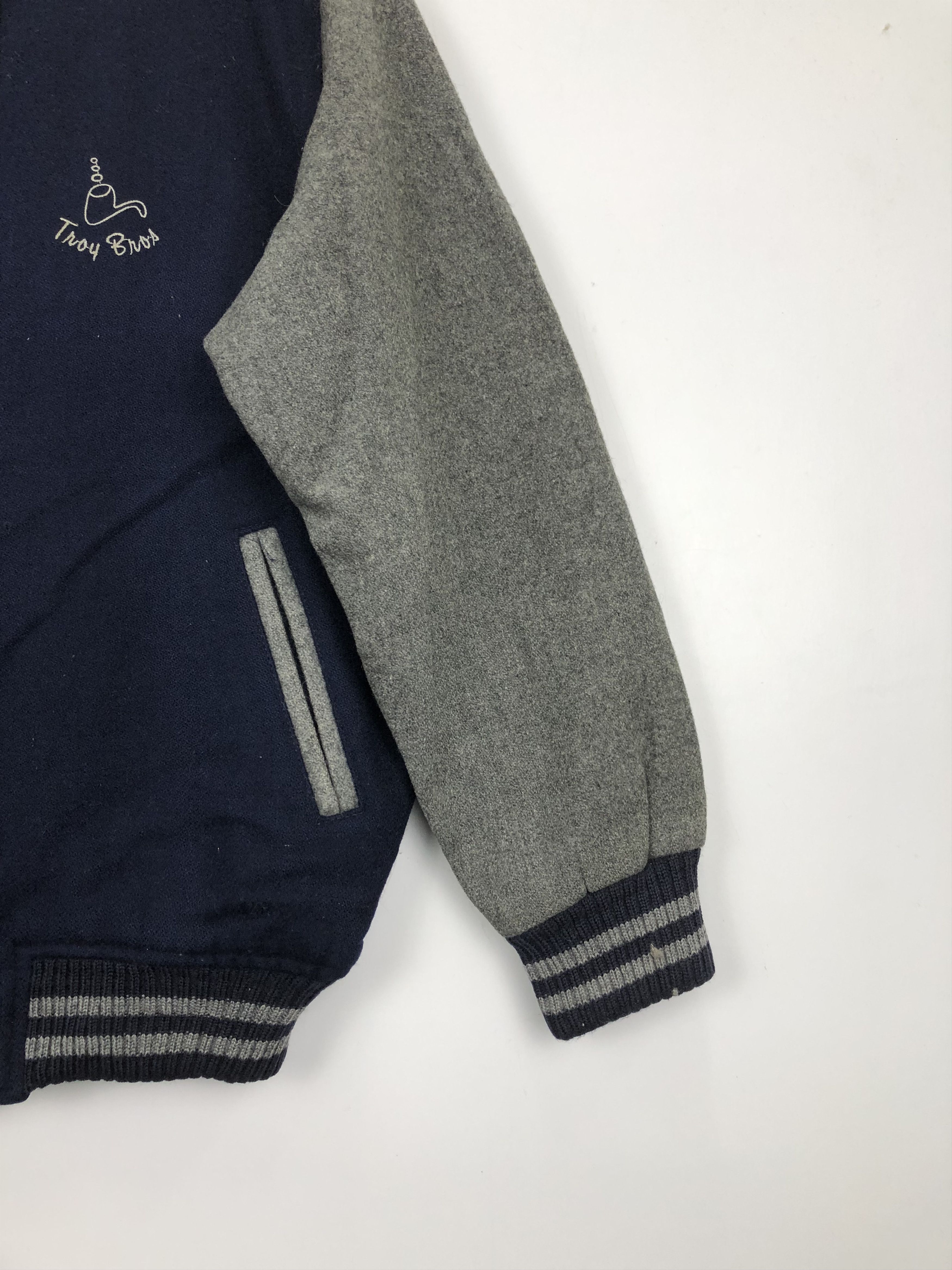 Vintage Vintage 90s Troy Bros Wool Varsity Jacket V0329 Size US L / EU 52-54 / 3 - 5 Thumbnail