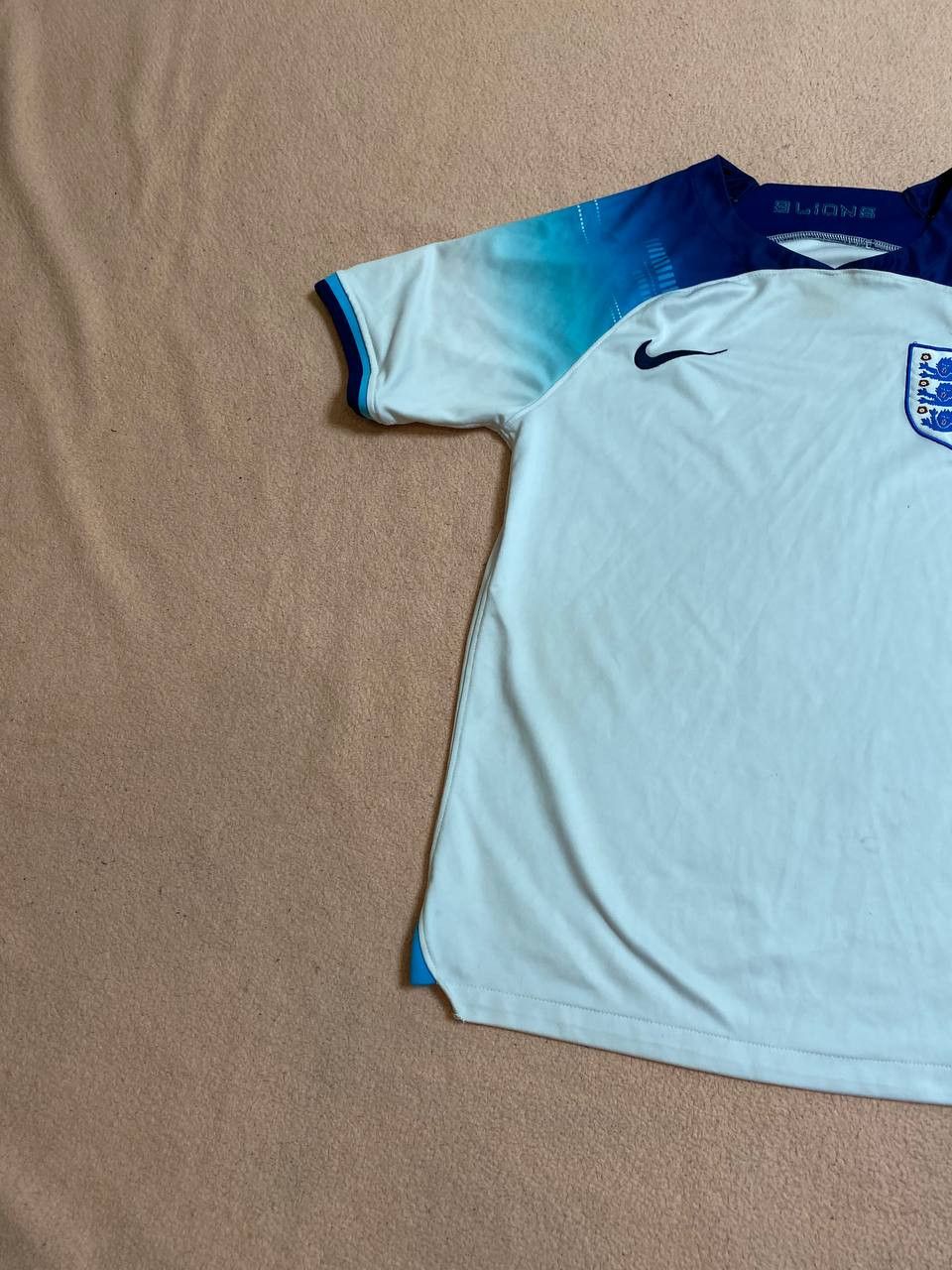 Nike × Vintage Vintage England Soccer Jersey Nike Size S Size US S / EU 44-46 / 1 - 6 Thumbnail