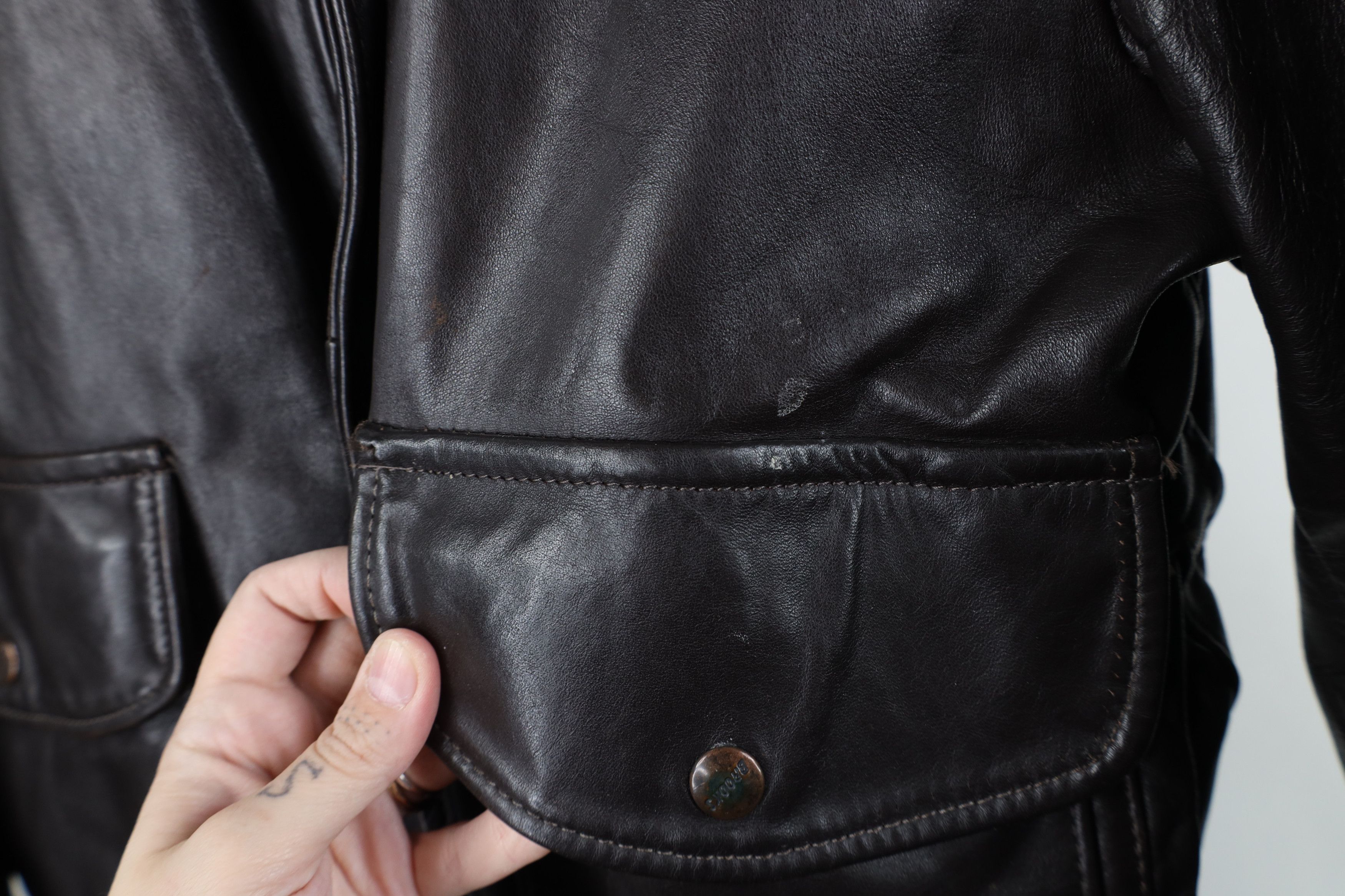 Vintage Vintage 70s Streetwear Brushed Leather Flight Bomber Jacket Size US XL / EU 56 / 4 - 4 Thumbnail