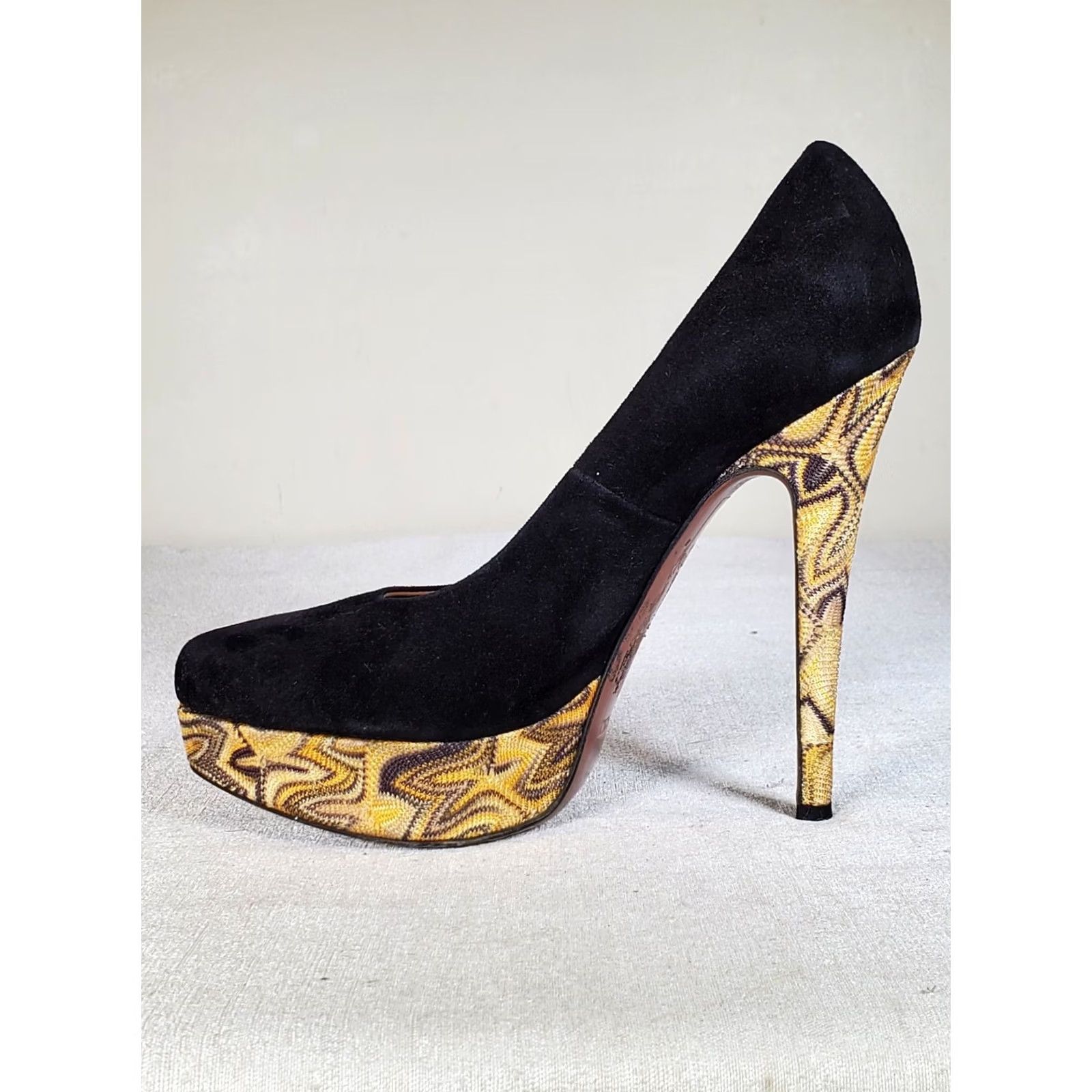 Missoni Missoni Black Suede Fabric Platform Pumps Gold Lurex Knit Covering Midsole Heel Women's US 6 (EU 36) Size US 6 / IT 36 - 3 Thumbnail