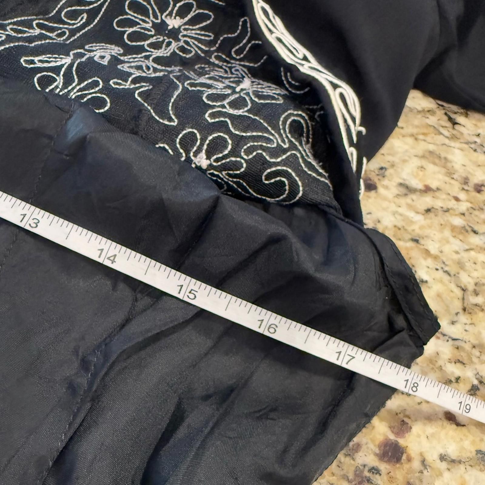 Other Karin Stevens Petites vintage black embroidered maxi dress 8 Size M / US 6-8 / IT 42-44 - 6 Thumbnail
