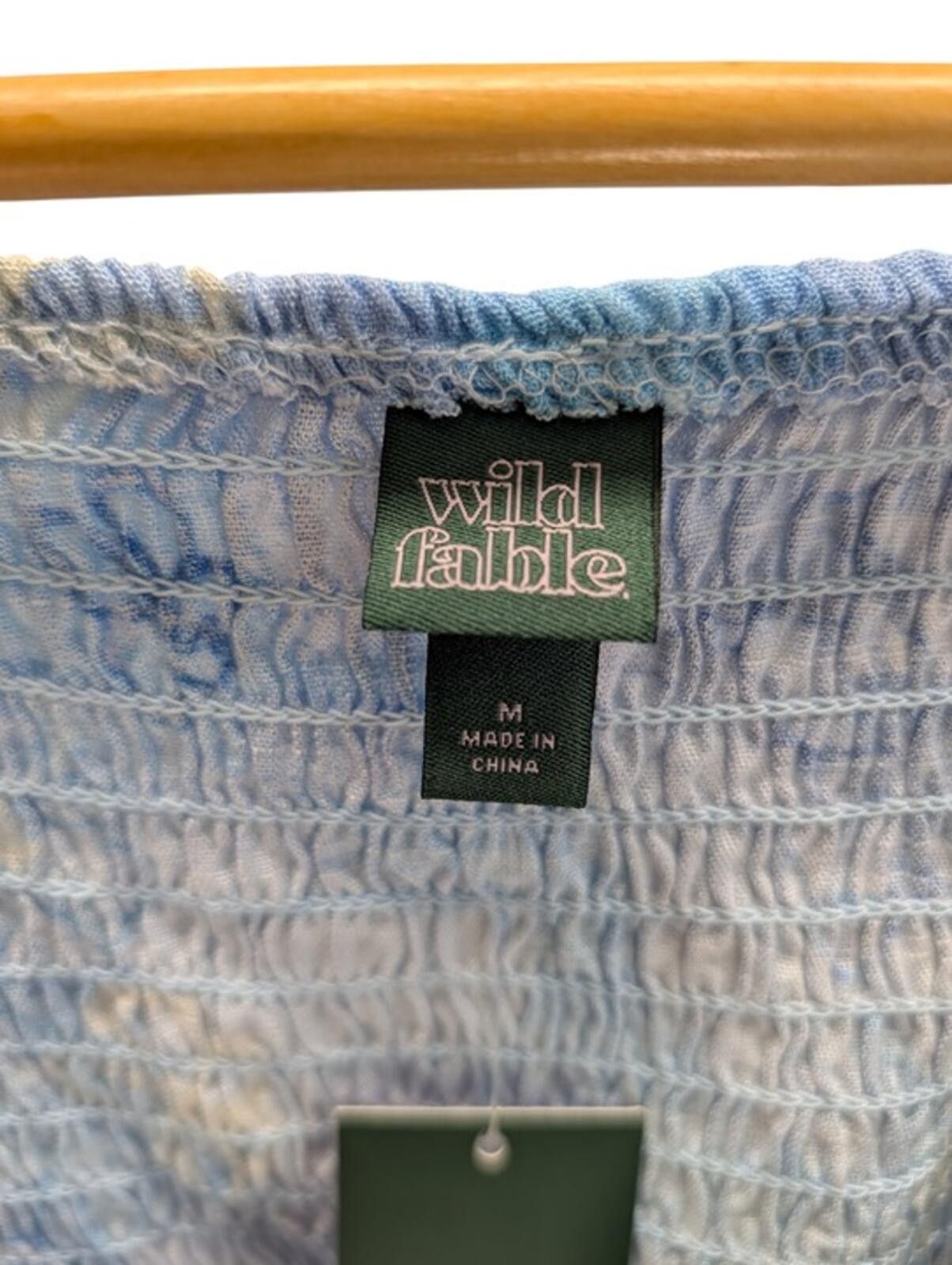 Other NWT Wild Fable Blue Floral Smocked Crop Top M Puff Sleeves Size M / US 6-8 / IT 42-44 - 3 Thumbnail