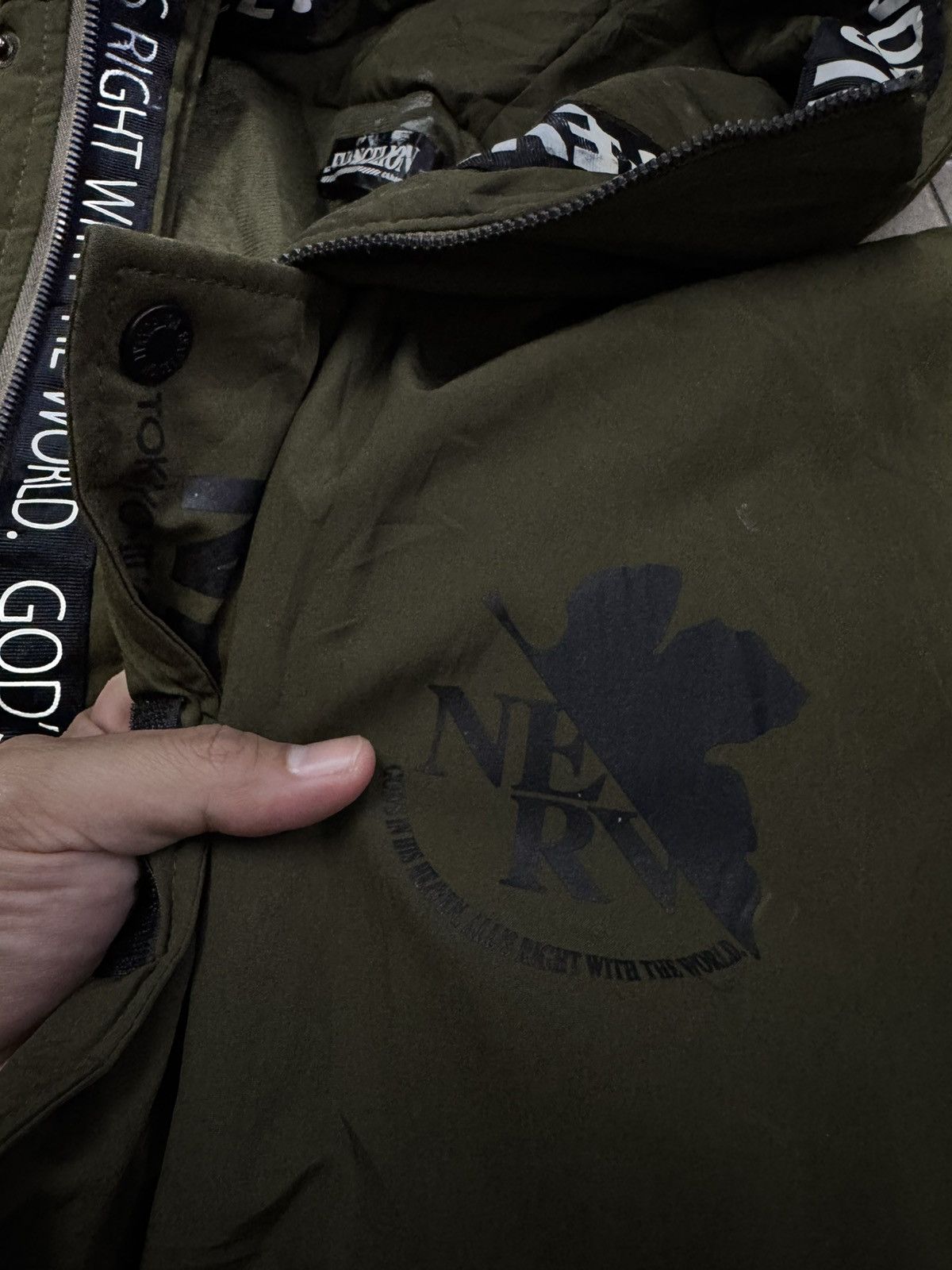 Anime VINTAGE EVANGELION NERV BOMBER JACKET HOODIE Size US XL / EU 56 / 4 - 4 Thumbnail