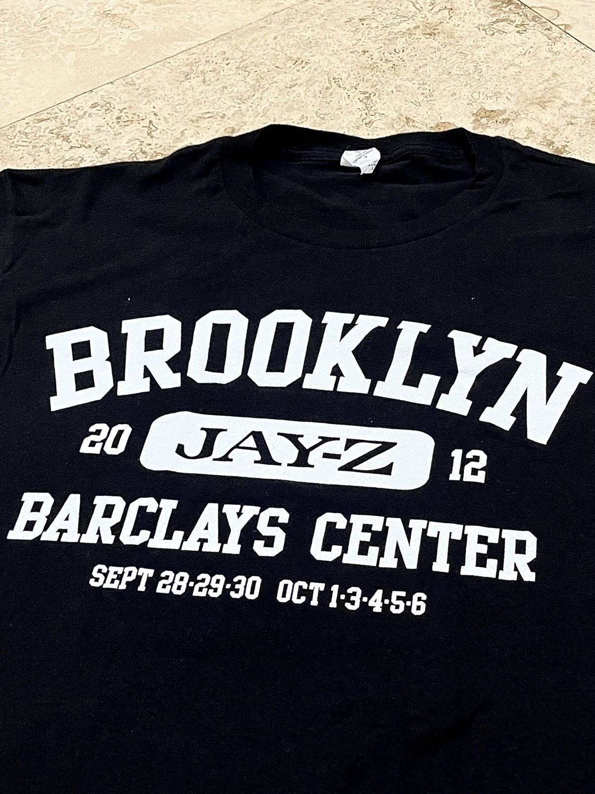Jay-Z × Rap Tees Y2K Jay-Z Brooklyn 2012 Barclays Center Rap Concert Tee Size US L / EU 52-54 / 3 - 2 Thumbnail