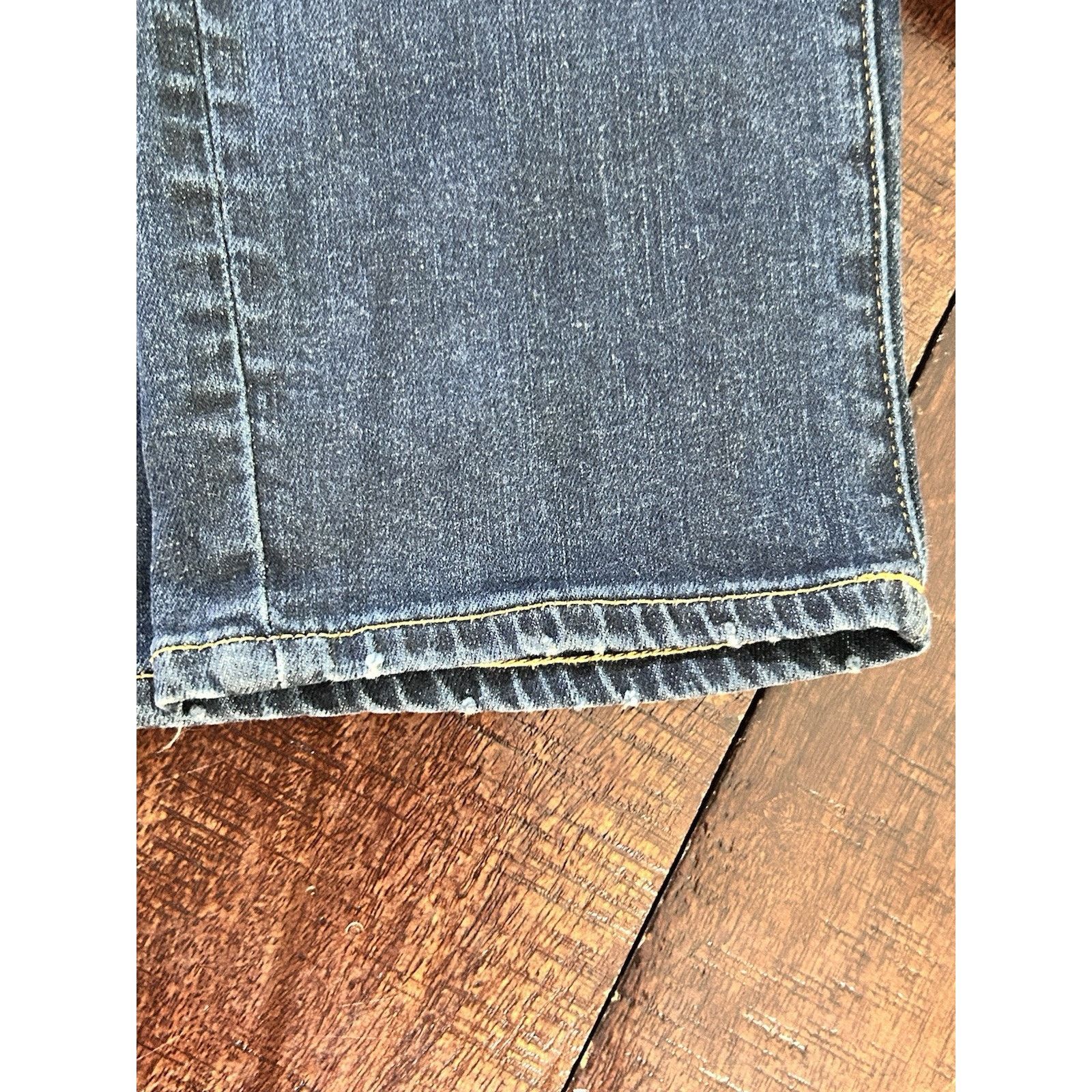American Eagle Outfitters american eagle jeans men Slim Straight 26x28 Next Level Flex Size US 26 / EU 42 - 2 Thumbnail