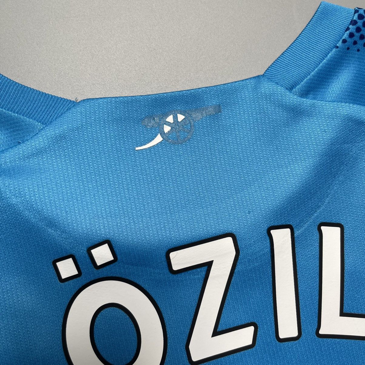 Puma × Vintage WOMENS ARSENAL PUMA 2017/2018 FOOTBALL AWAY JERSEY #11 OZIL Size S / US 4 / IT 40 - 11 Thumbnail