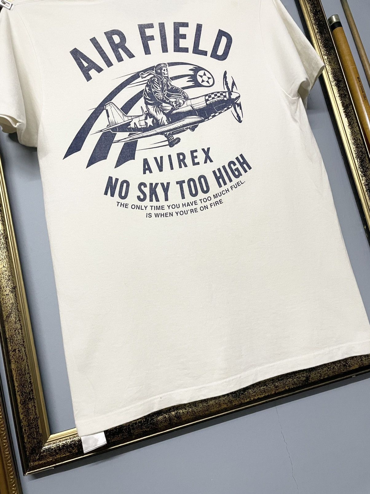 Avirex Vintage Designer Avirex ‘ No Sky To High ‘ Og Airfield Tee Size US S / EU 44-46 / 1 - 4 Thumbnail