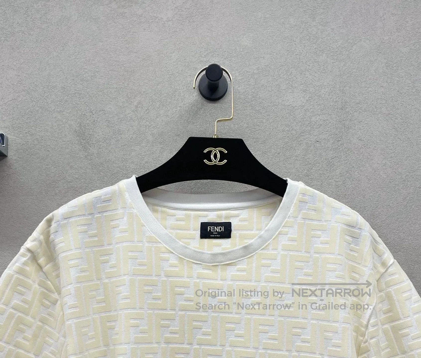 Fendi FENDI Solid Logo Print Short Sleeve T-Shirt. Size US M / EU 48-50 / 2 - 4 Thumbnail