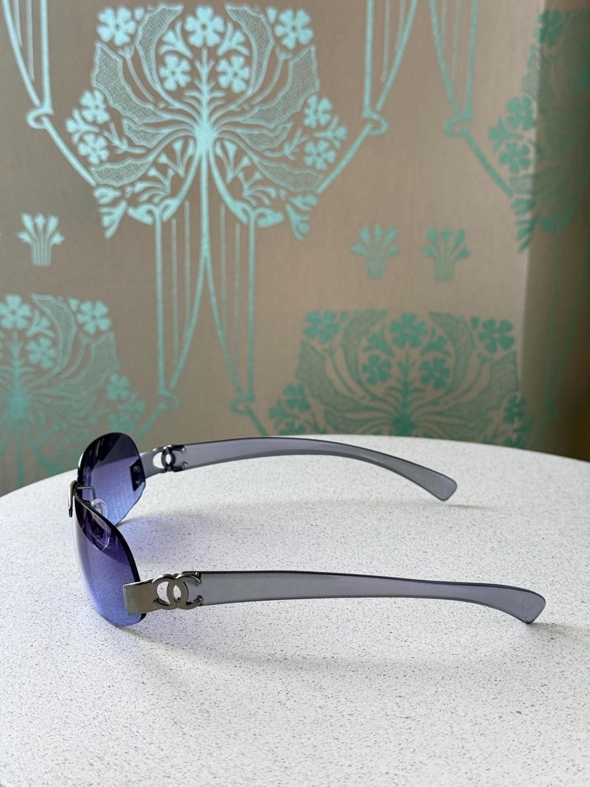 Chanel Vintage Chanel Sunglasses Oval Rimless CC Logo Purple 4034 Size ONE SIZE - 3 Thumbnail