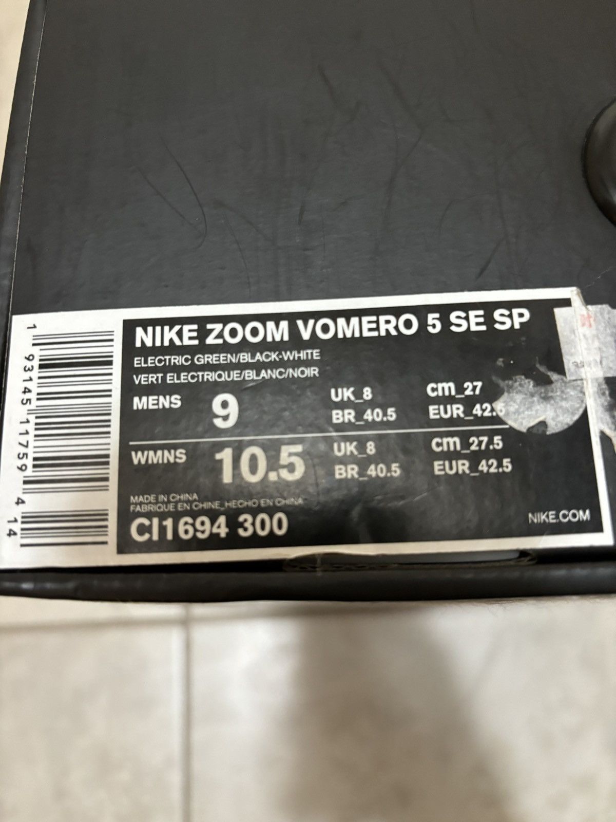 Nike Rare Nike Zoom Vomero 5 Electric Green Black Size 9 Size US 9 / EU 42 - 2 Thumbnail