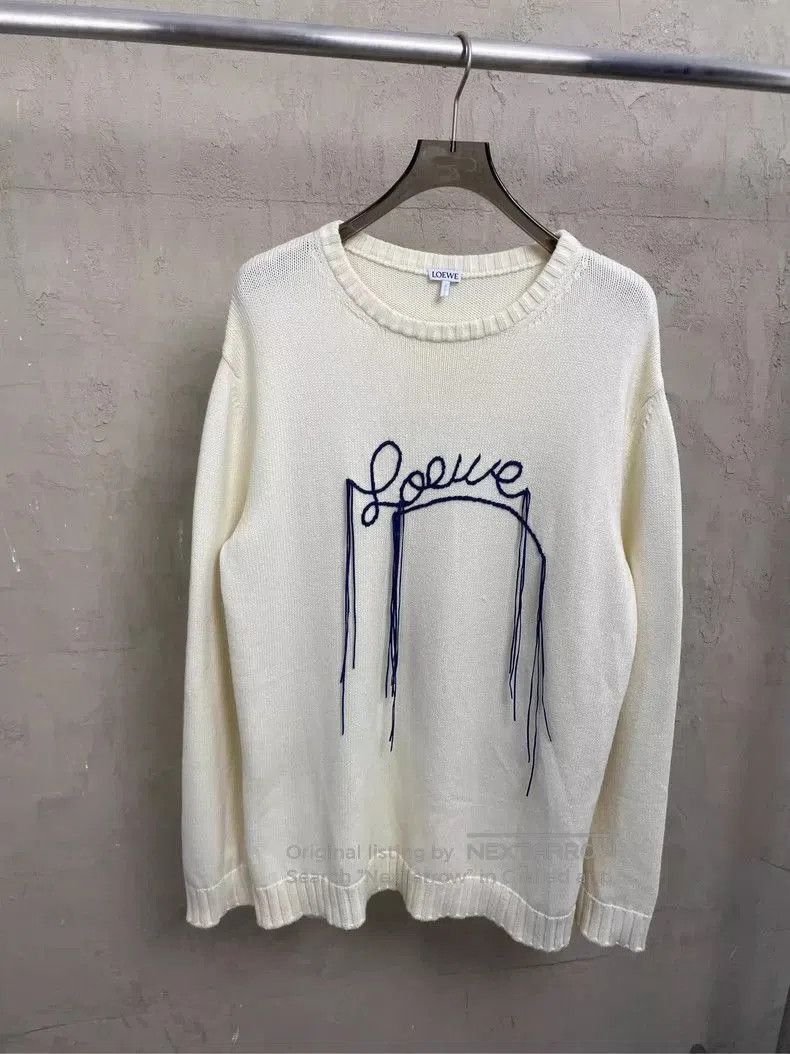 Loewe Loewe White Embroidered Logo Round Neck Sweater . Size US M / EU 48-50 / 2 - 1 Thumbnail