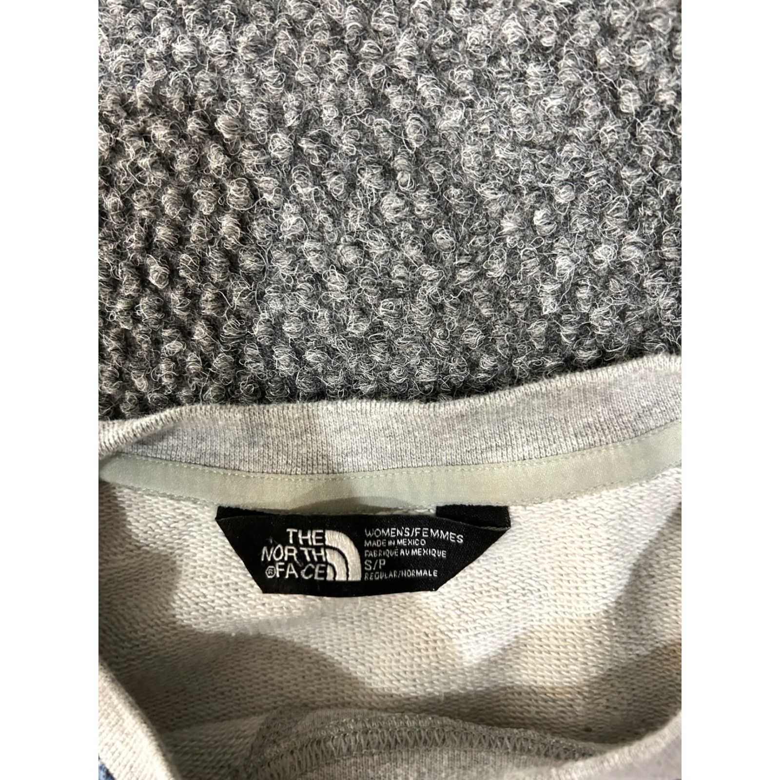 The North Face The North Face Sweatshirt Crewneck Womens Small Gray Color Pullover Activewear Regular Fit Logo Floral Roses Pattern Blended Fabric Cotton Polyester Size S / US 4 / IT 40 - 3 Thumbnail
