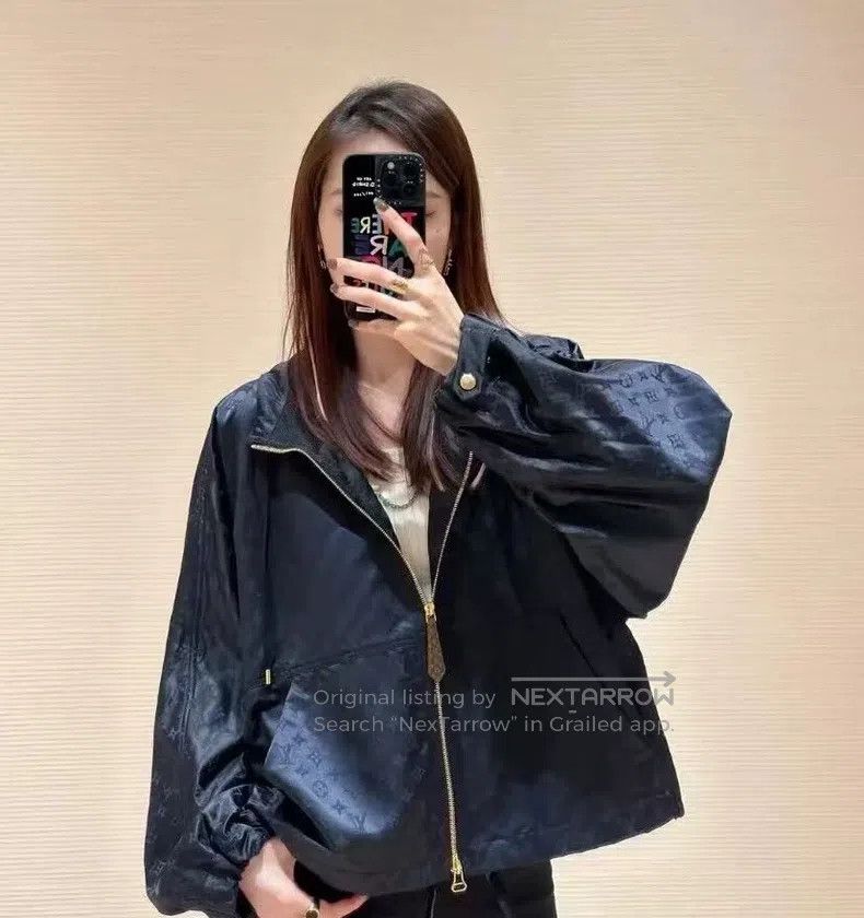 Louis Vuitton Louis Vuitton Black logo full print hooded zippered long s Size XS / US 0-2 / IT 36-38 - 9 Thumbnail