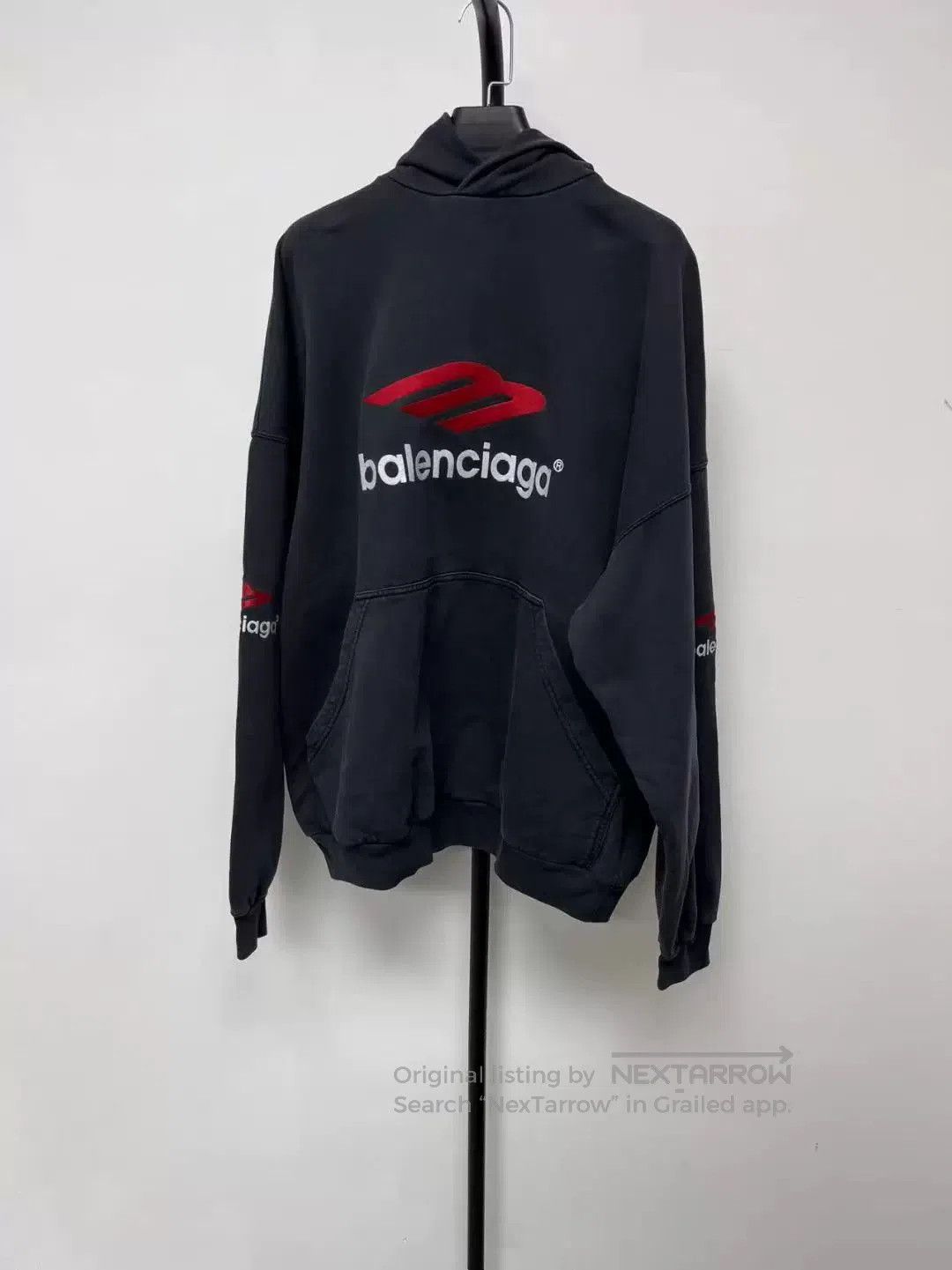 Balenciaga balenciaga printed hooded casual sweatshirt. Size US M / EU 48-50 / 2 - 1 Thumbnail