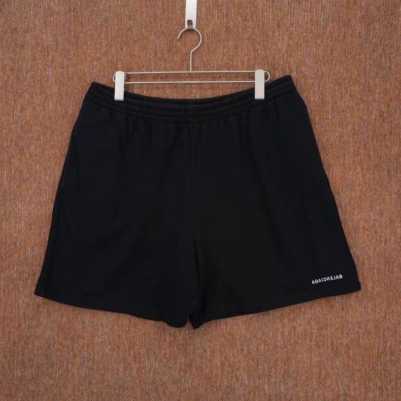 Balenciaga Balenciaga size L Black upside-down embroidered logo shorts Size 25" / US 0 / IT 36 - 1 Thumbnail