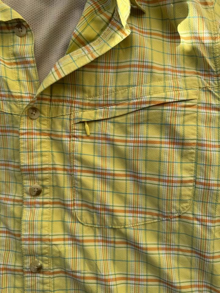 Columbia Columbia Titanium Short Sleeve Shirt – Men’s Size S Size US S / EU 44-46 / 1 - 6 Thumbnail