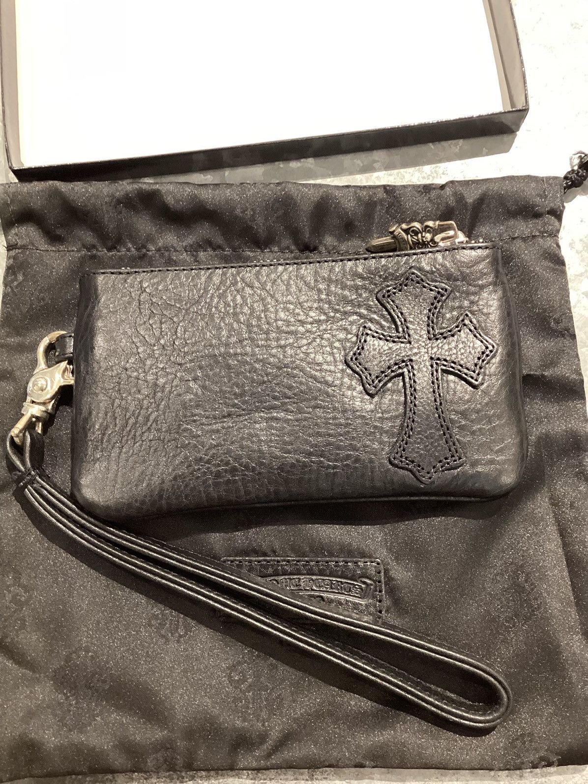 Chrome Hearts Leather cross patch lobster clasp wristlet wallet cardholder Size ONE SIZE - 1 Thumbnail