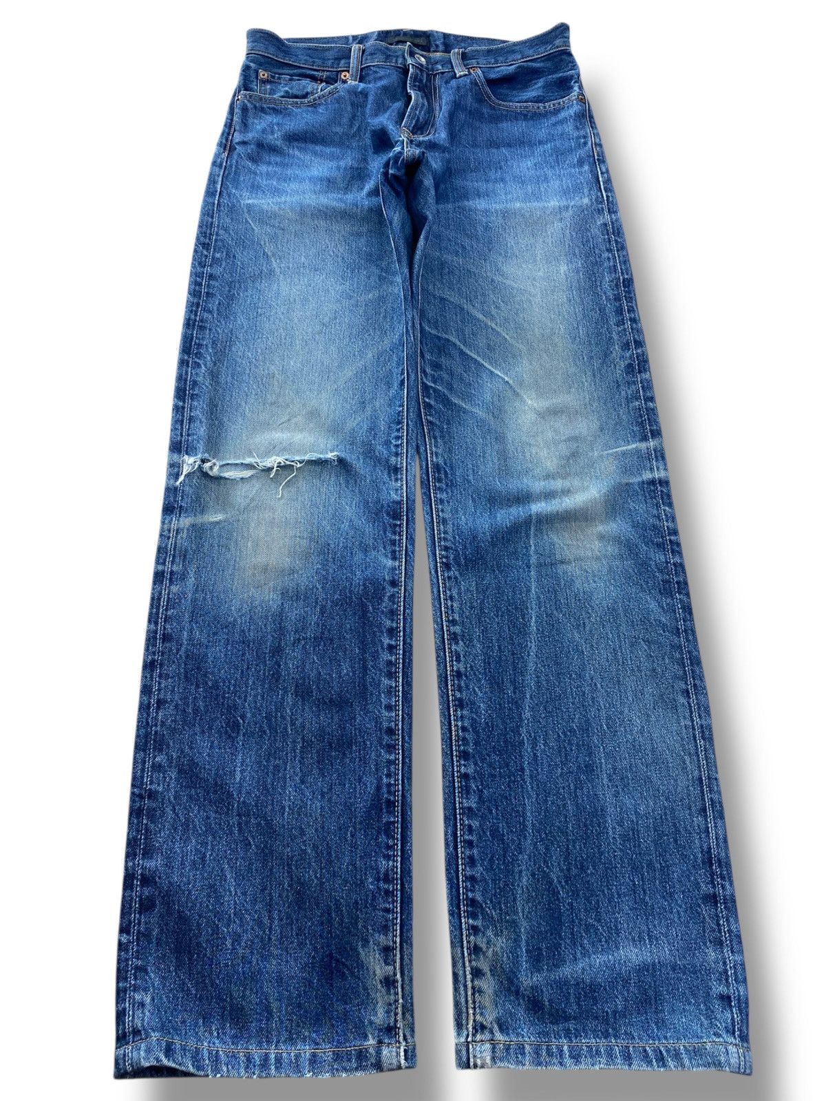 Uniqlo Uniqlo Faded Wash Ripped Knee Style Straight Leg Jeans Size US 31 - 1 Thumbnail