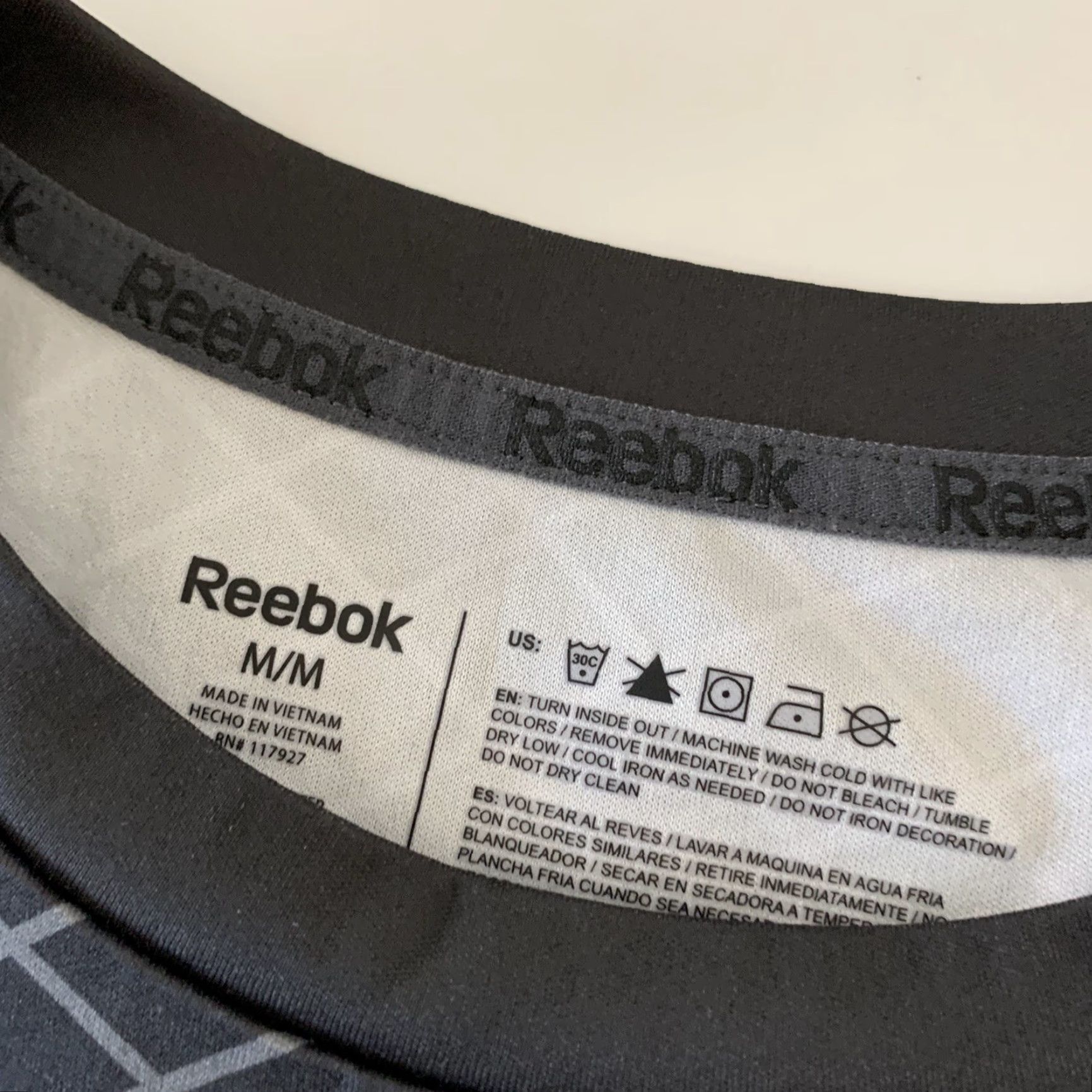 Reebok Reebok T-Shirt Athletic Short Sleeve Men's M 100% Polyester Gray Size US M / EU 48-50 / 2 - 3 Thumbnail