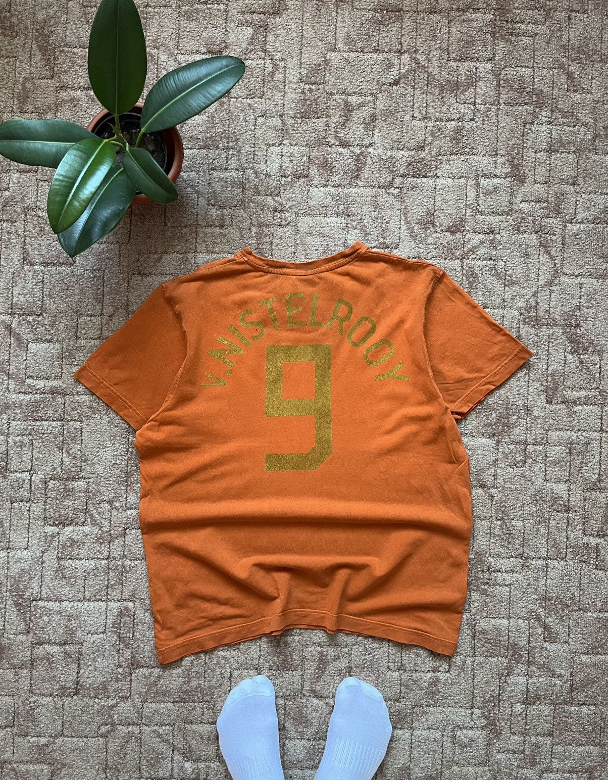 Nike Vintage Nike 00's Netherlands #9 V. Nistelrooy T-shirt Size US S / EU 44-46 / 1 - 3 Thumbnail