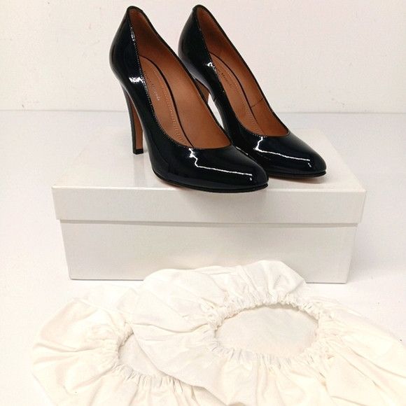 Maison Margiela Maison Margiela Black Patent Leather Court Pumps -EU37/US7 Size US 7 / IT 37 - 1 Thumbnail