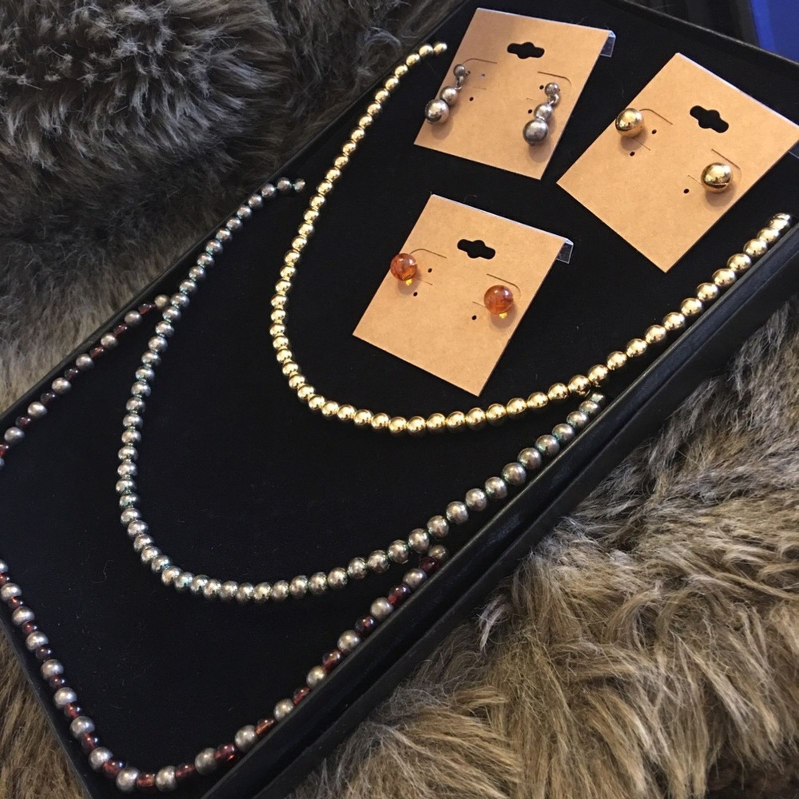 Jewelry Boxed Set Of 3 Necklaces With Matching Earrings in Gold, Women's