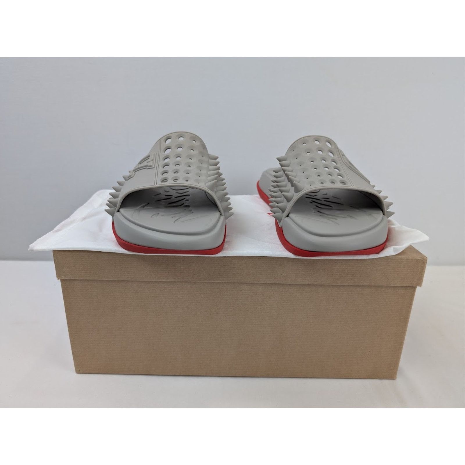 Christian Louboutin o1rshd1 Take It Easy Flat Slippers in Goose Size US 8 / EU 41 - 18 Thumbnail
