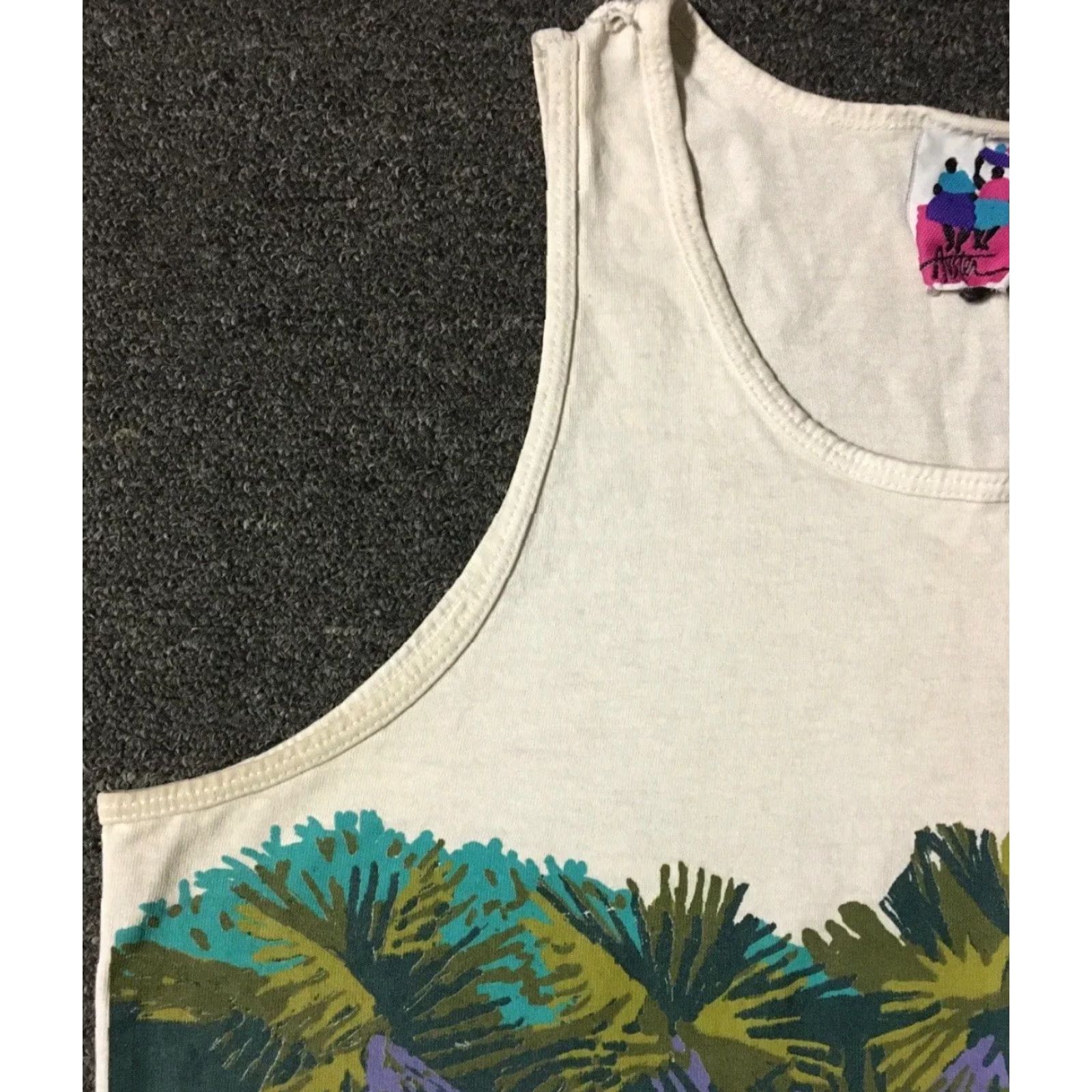 Vintage VINTAGE Foxys Bar 80s Abstract Art AOP Tank Top S White Men T-Shirt Sleeveless Surf Beach 90s Sized S Single Stitch Size US S / EU 44-46 / 1 - 6 Thumbnail