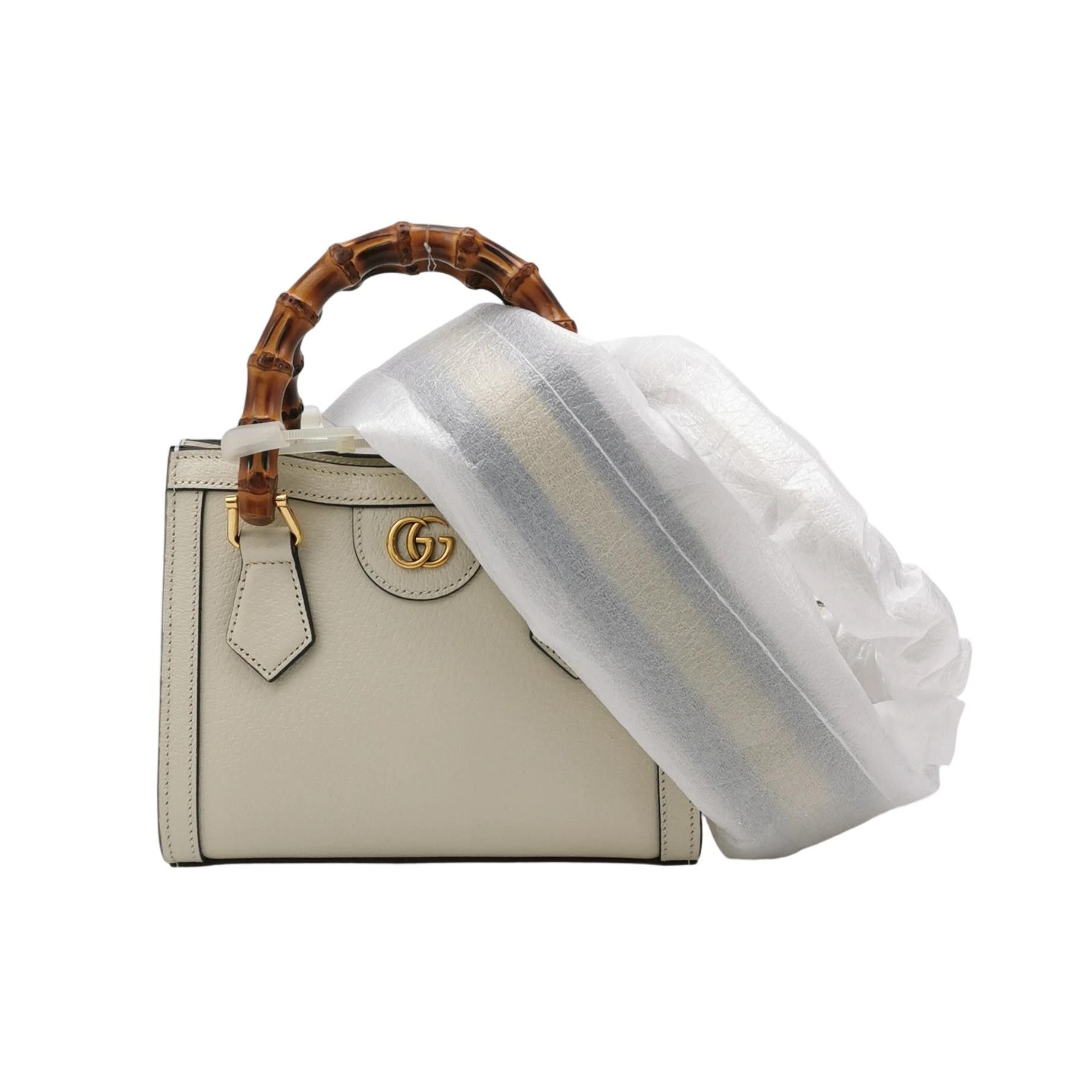 Gucci Gucci Diana Small Bamboo Handle Leather Bag Size ONE SIZE - 1 Thumbnail