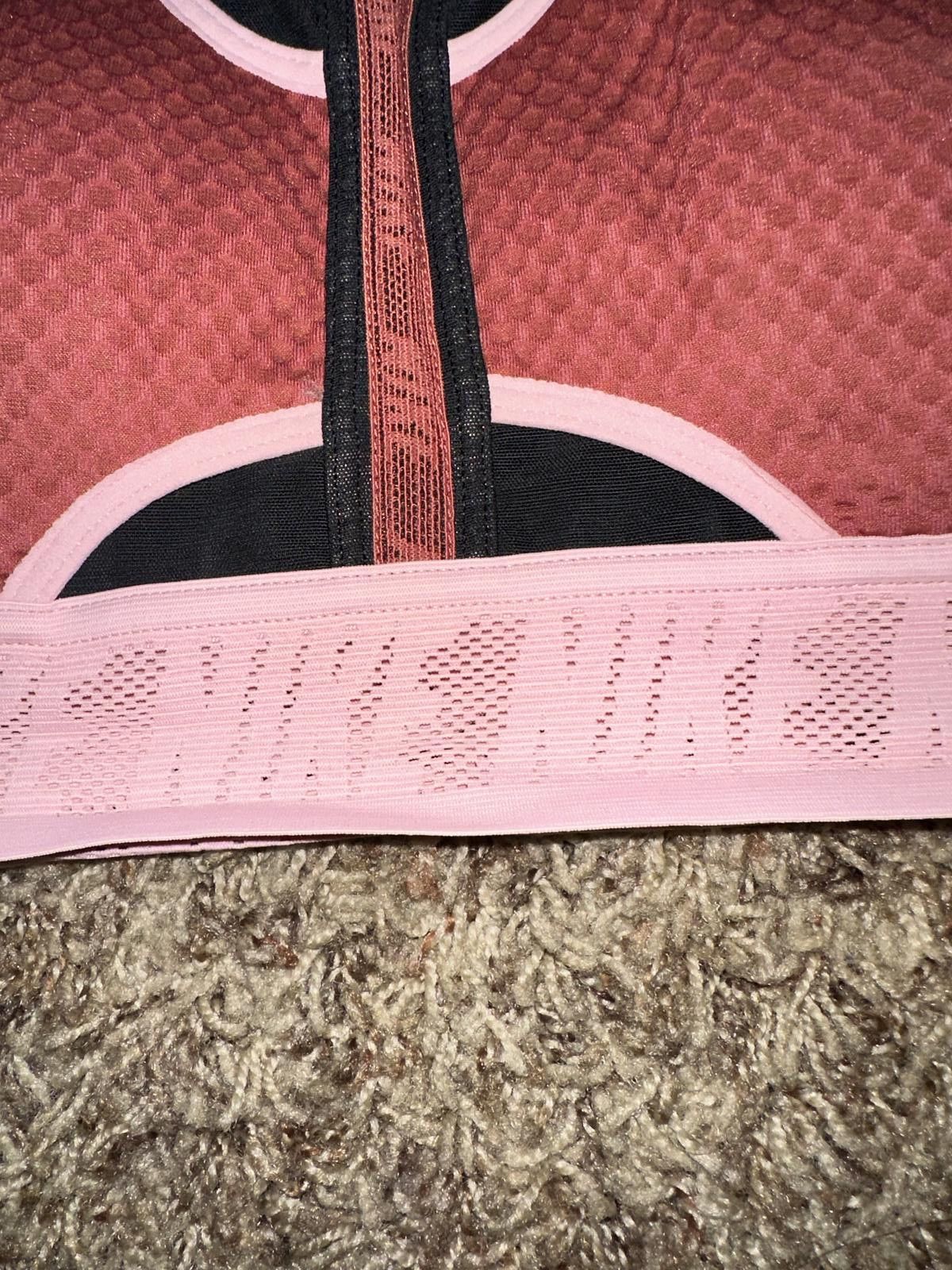 Nike Nike Swoosh Ultrabreathe Women's Medium-support Padded Sports Bra Sample Size ONE SIZE - 3 Thumbnail