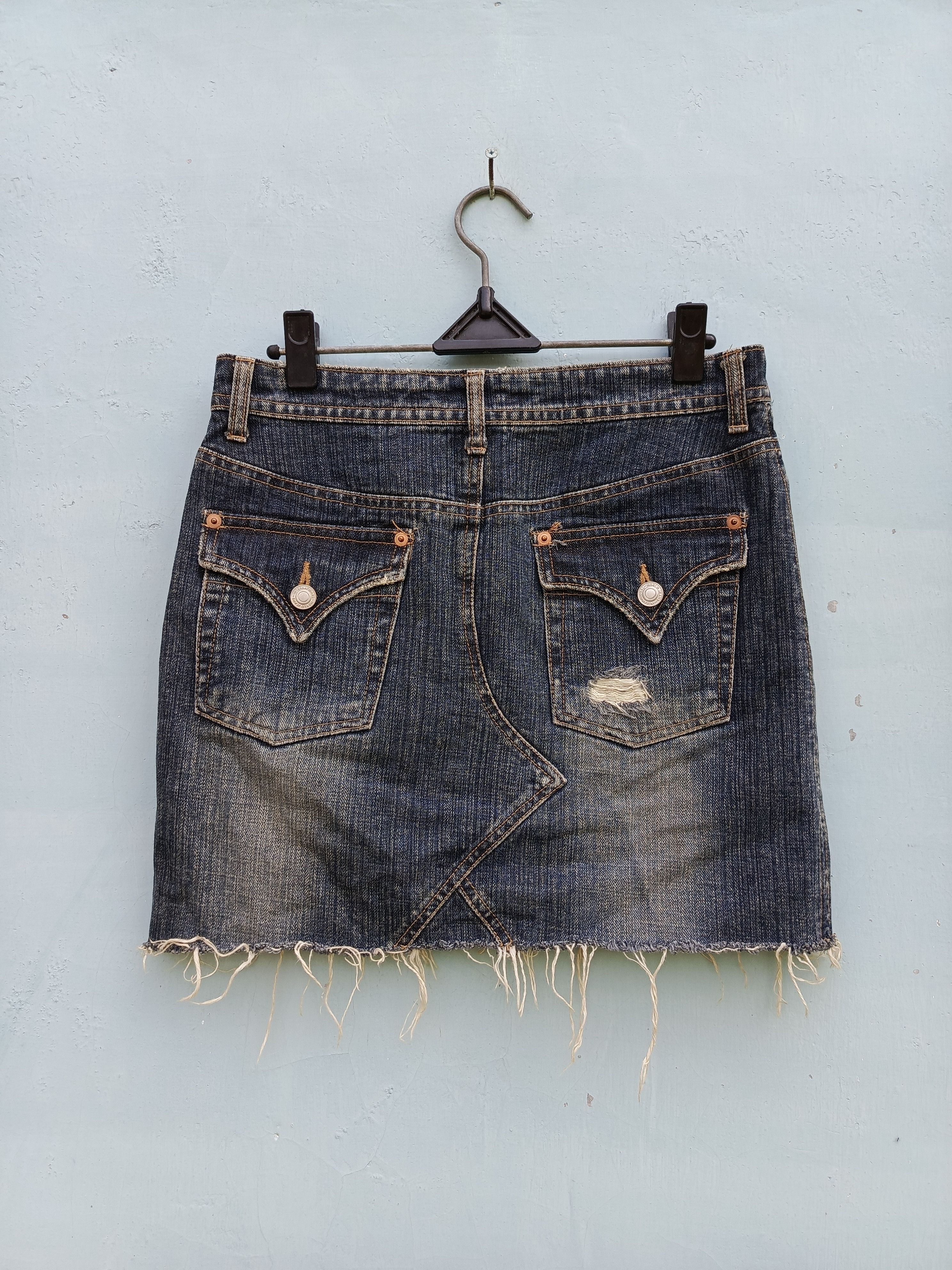 Japanese Brand A.L.C.X Distressed denim skirt Size 29" - 4 Thumbnail