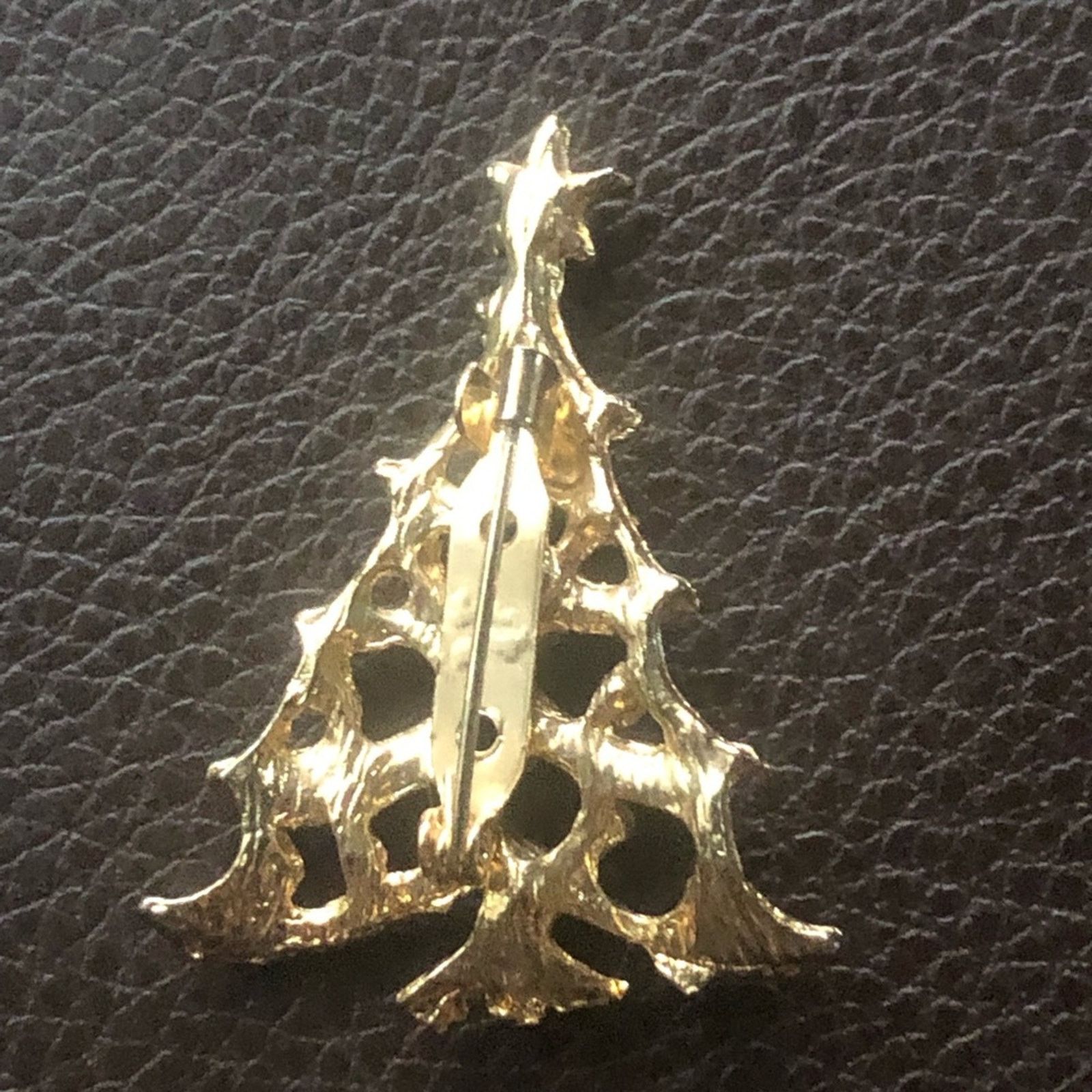 Vintage Vintage Holiday Christmas tree gold plated brooch pin Size ONE SIZE - 2 Thumbnail