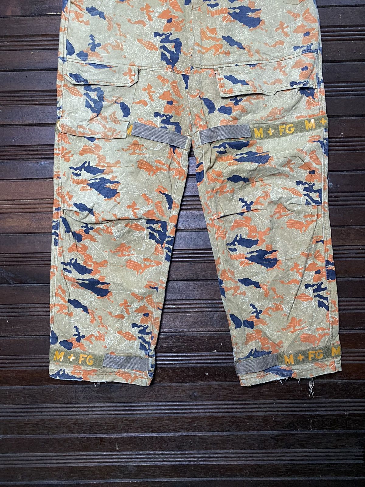 Marithe + Francois Girbaud Marithe Francois Gibaud Orange 🍊 Camo Shuttle Pants Size US 36 / EU 52 - 6 Thumbnail